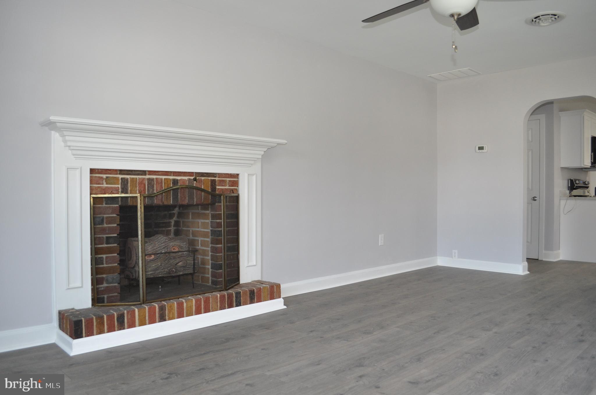 PLEASUREVILLE - Residential