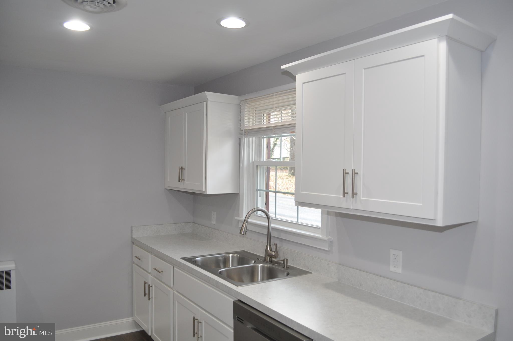 PLEASUREVILLE - Residential