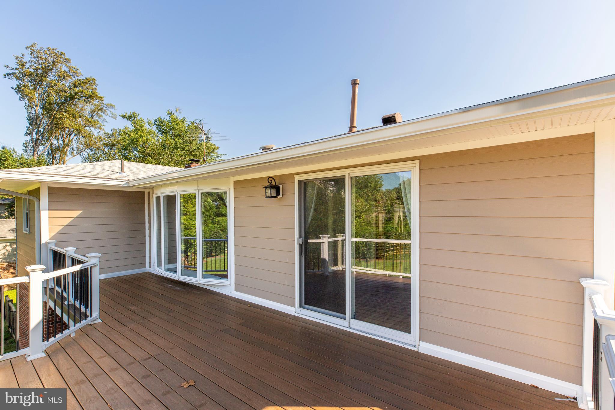 THE OAKS AT MCLEAN - Residential Lease