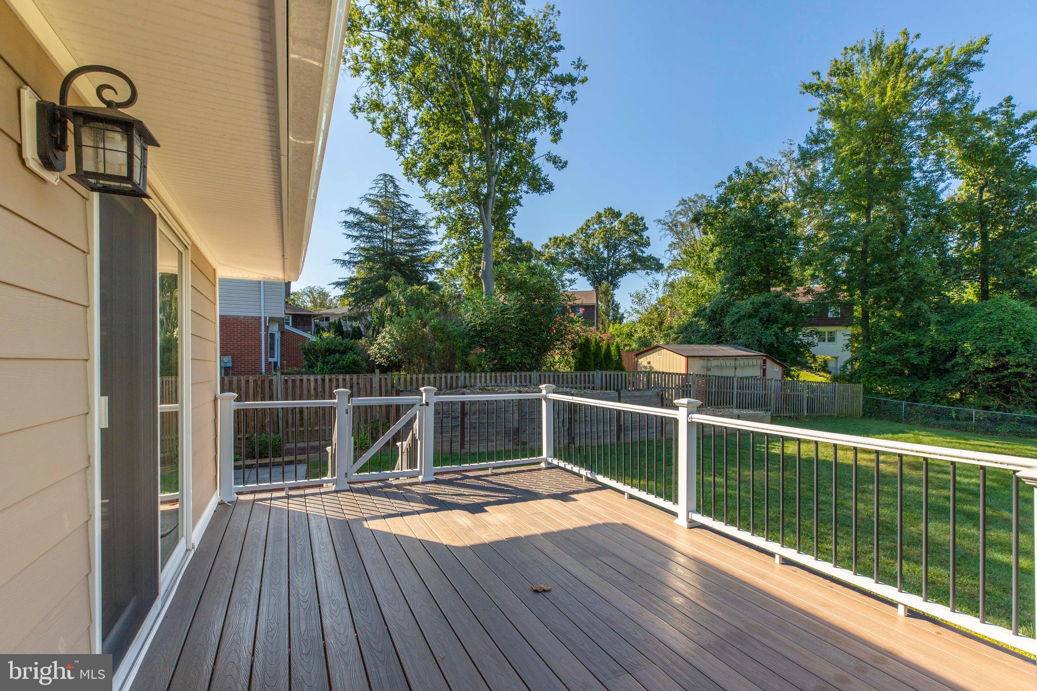 THE OAKS AT MCLEAN - Residential Lease