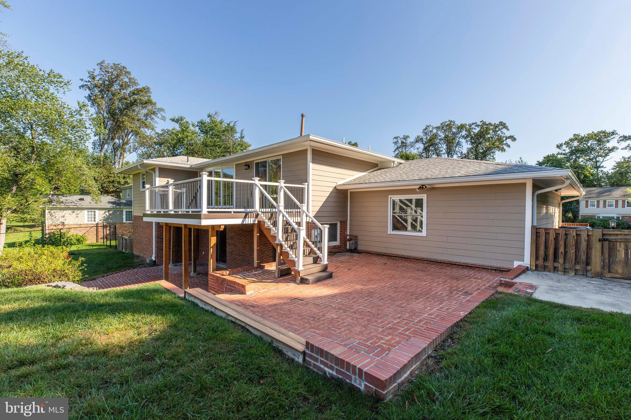 THE OAKS AT MCLEAN - Residential Lease