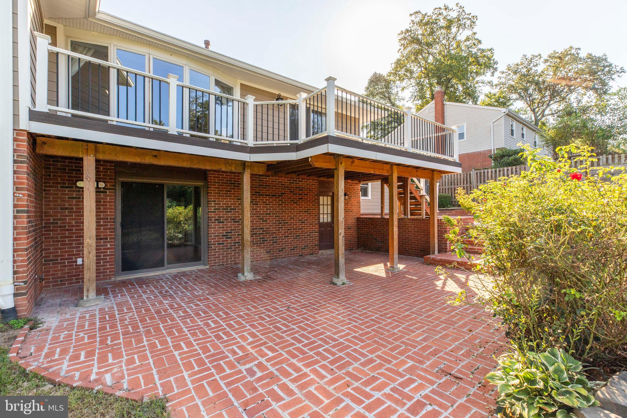 THE OAKS AT MCLEAN - Residential Lease