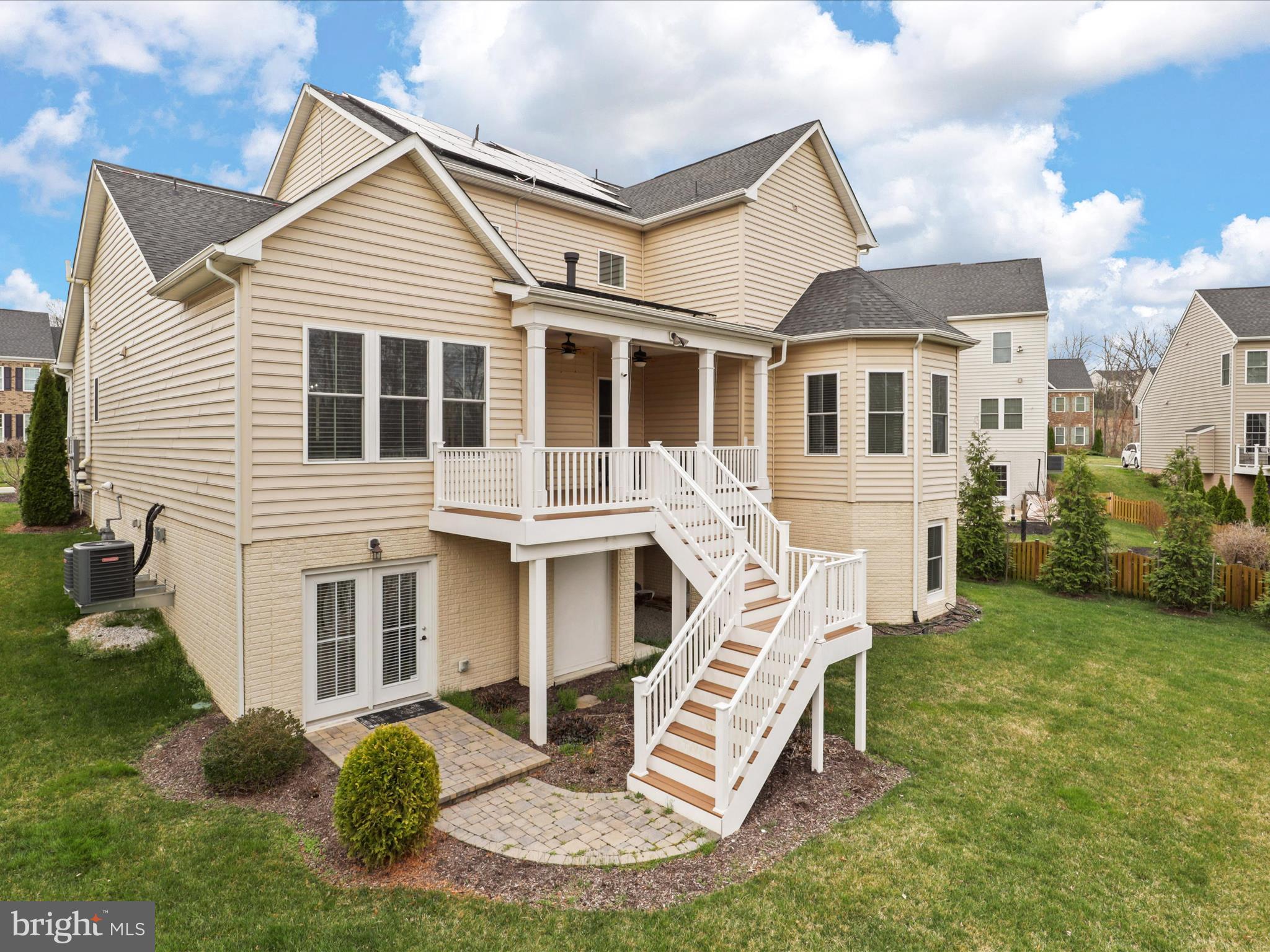 SEVEN HILLS - Residential