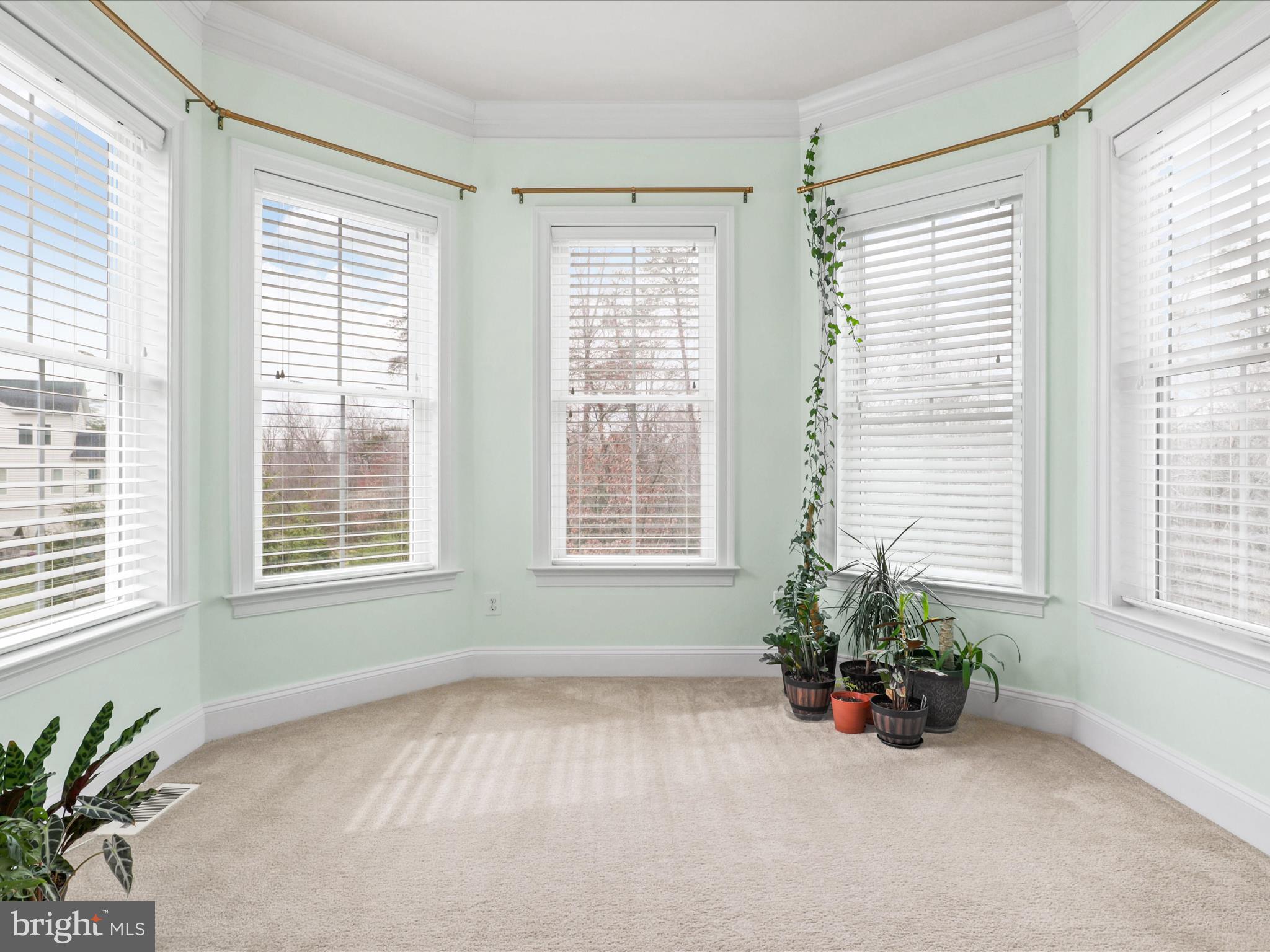 SEVEN HILLS - Residential