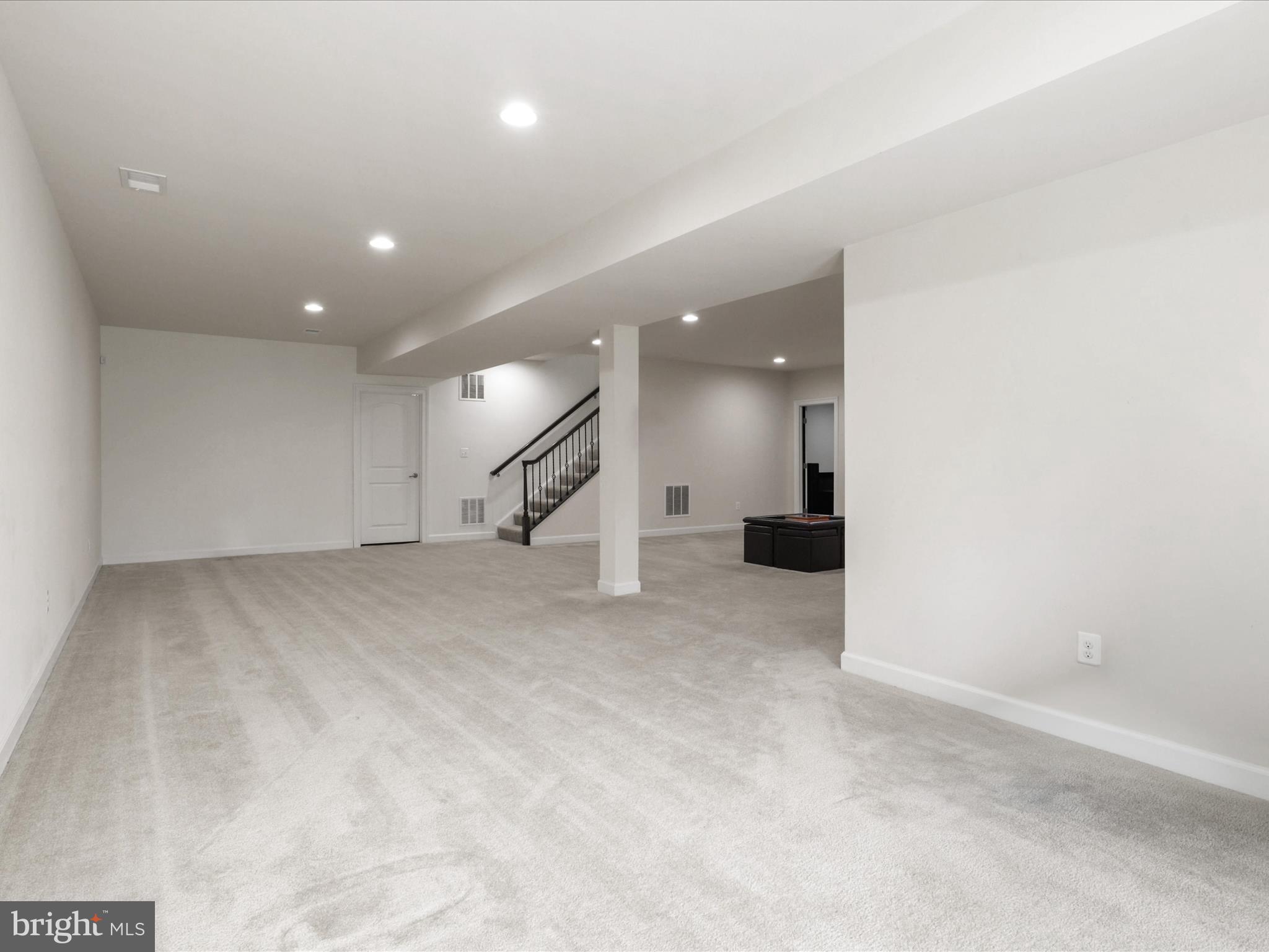 SEVEN HILLS - Residential