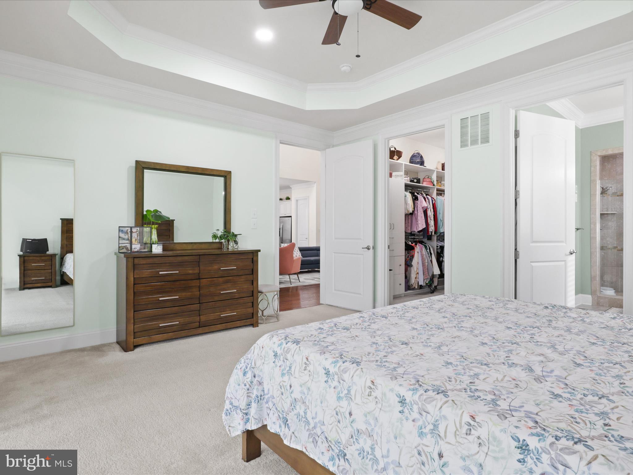 SEVEN HILLS - Residential