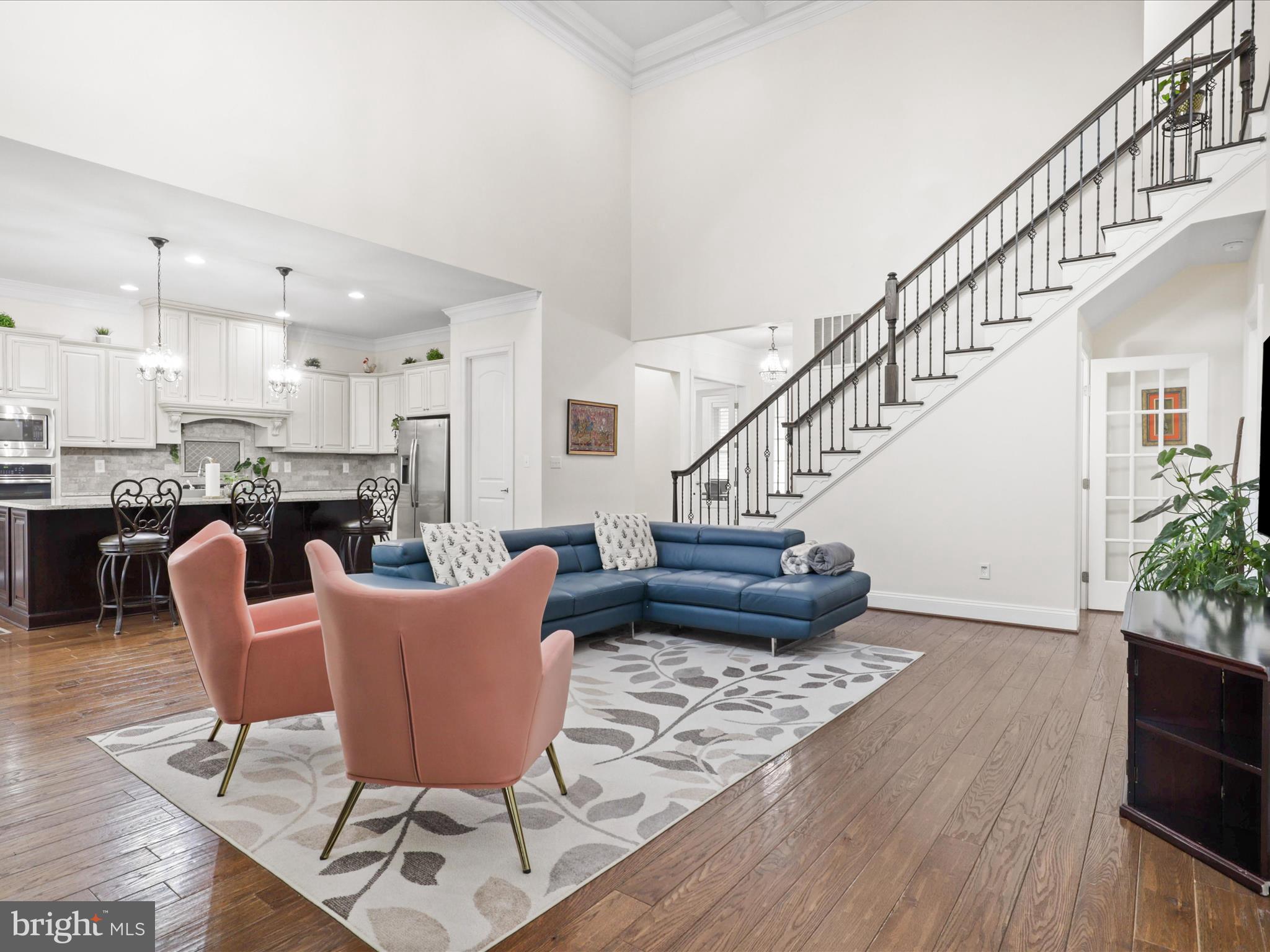 SEVEN HILLS - Residential