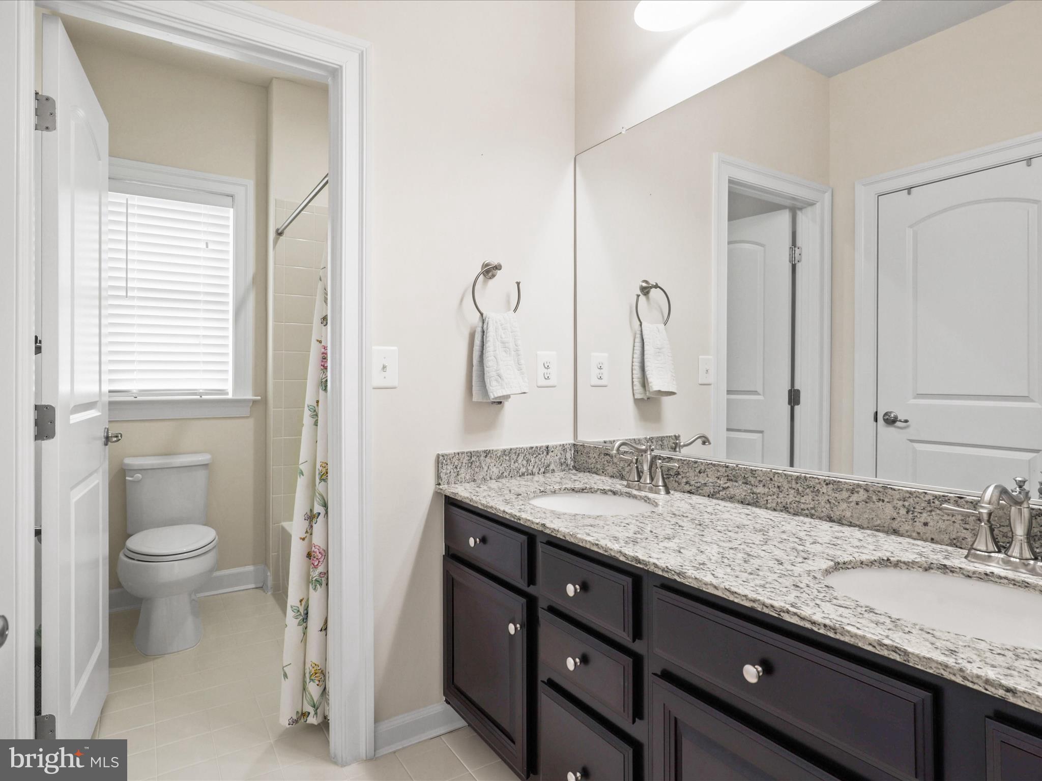 SEVEN HILLS - Residential