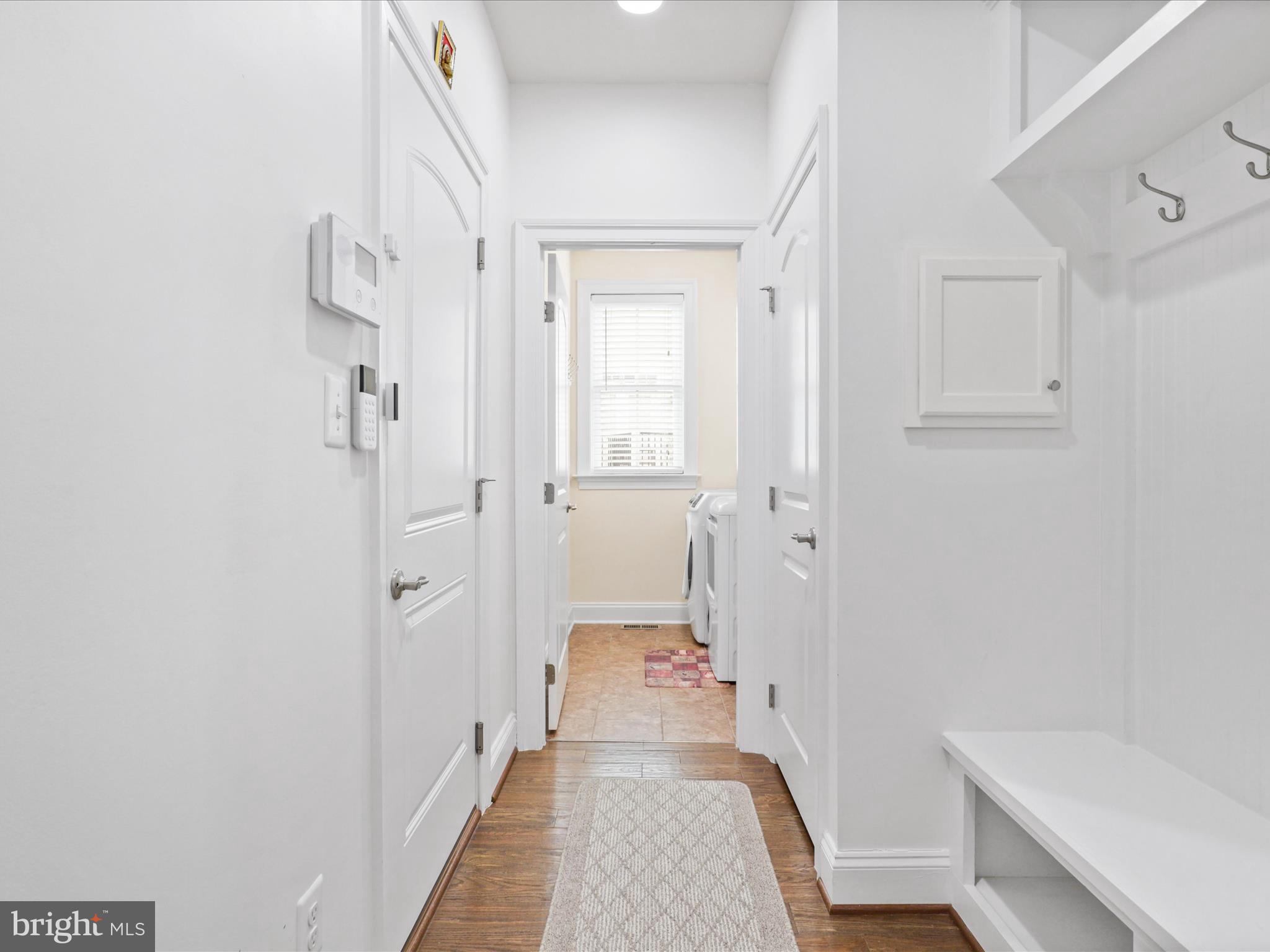 SEVEN HILLS - Residential