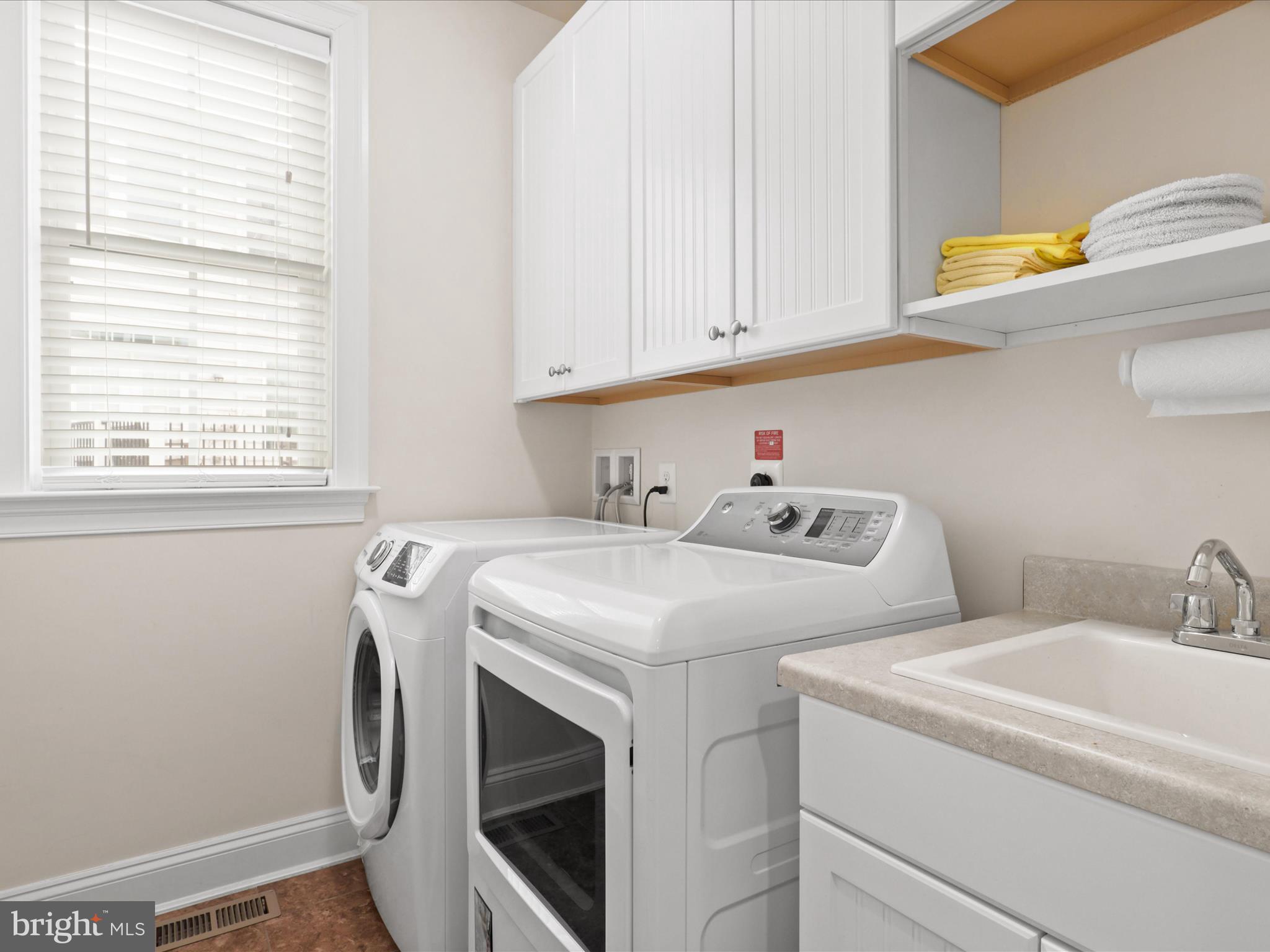 SEVEN HILLS - Residential