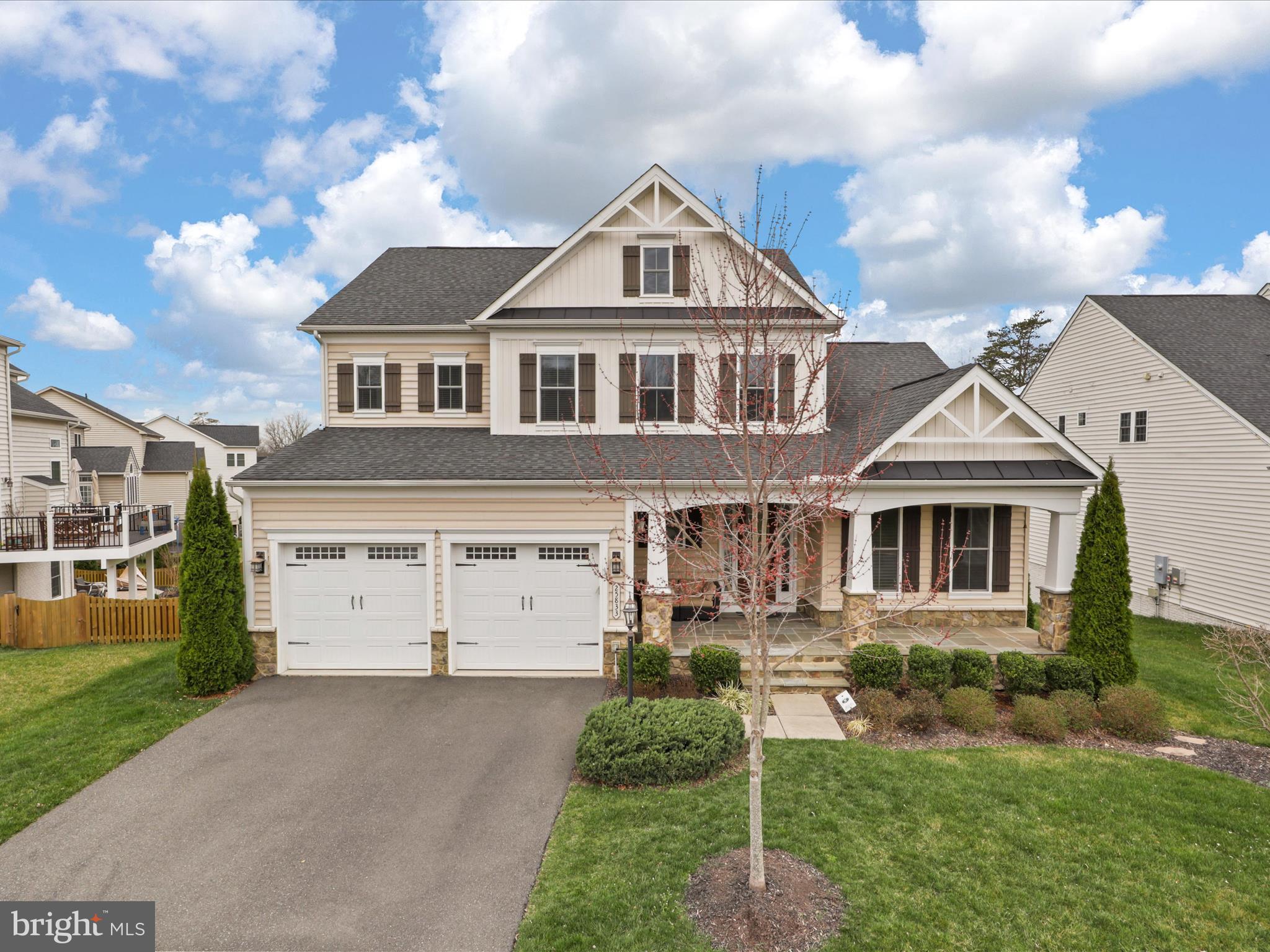 SEVEN HILLS - Residential