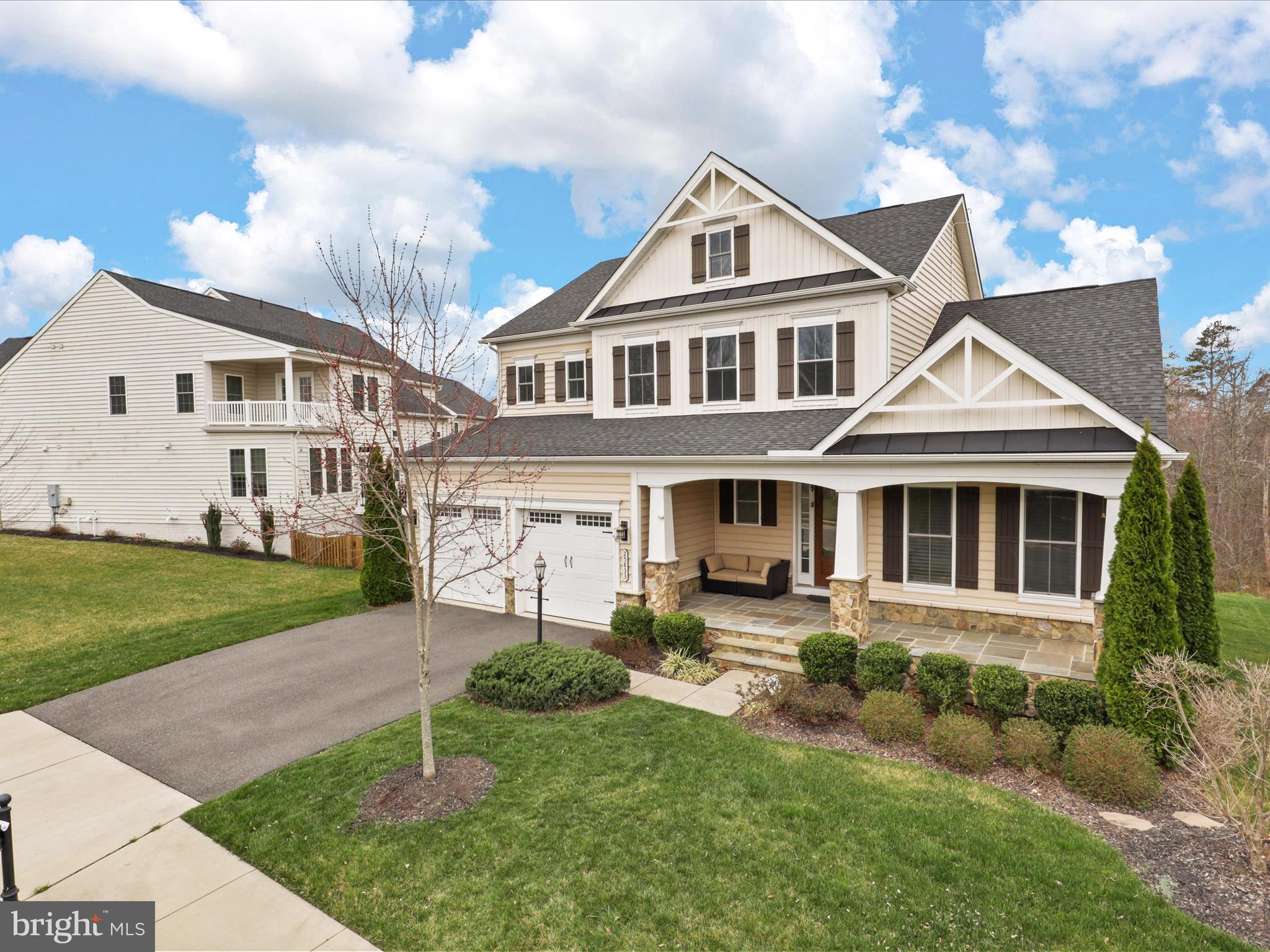 SEVEN HILLS - Residential