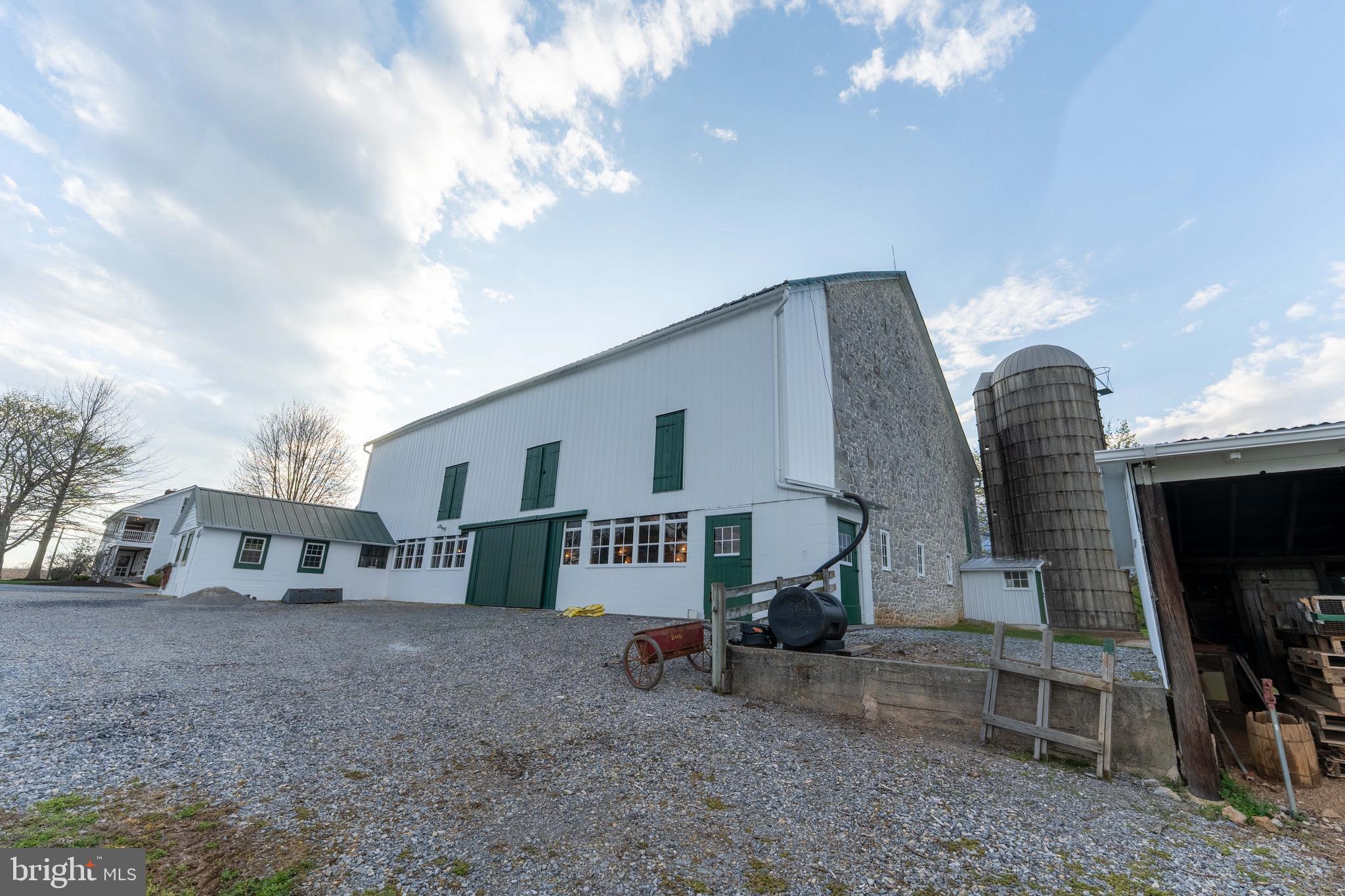 SILVER SPRING TWP - Farm