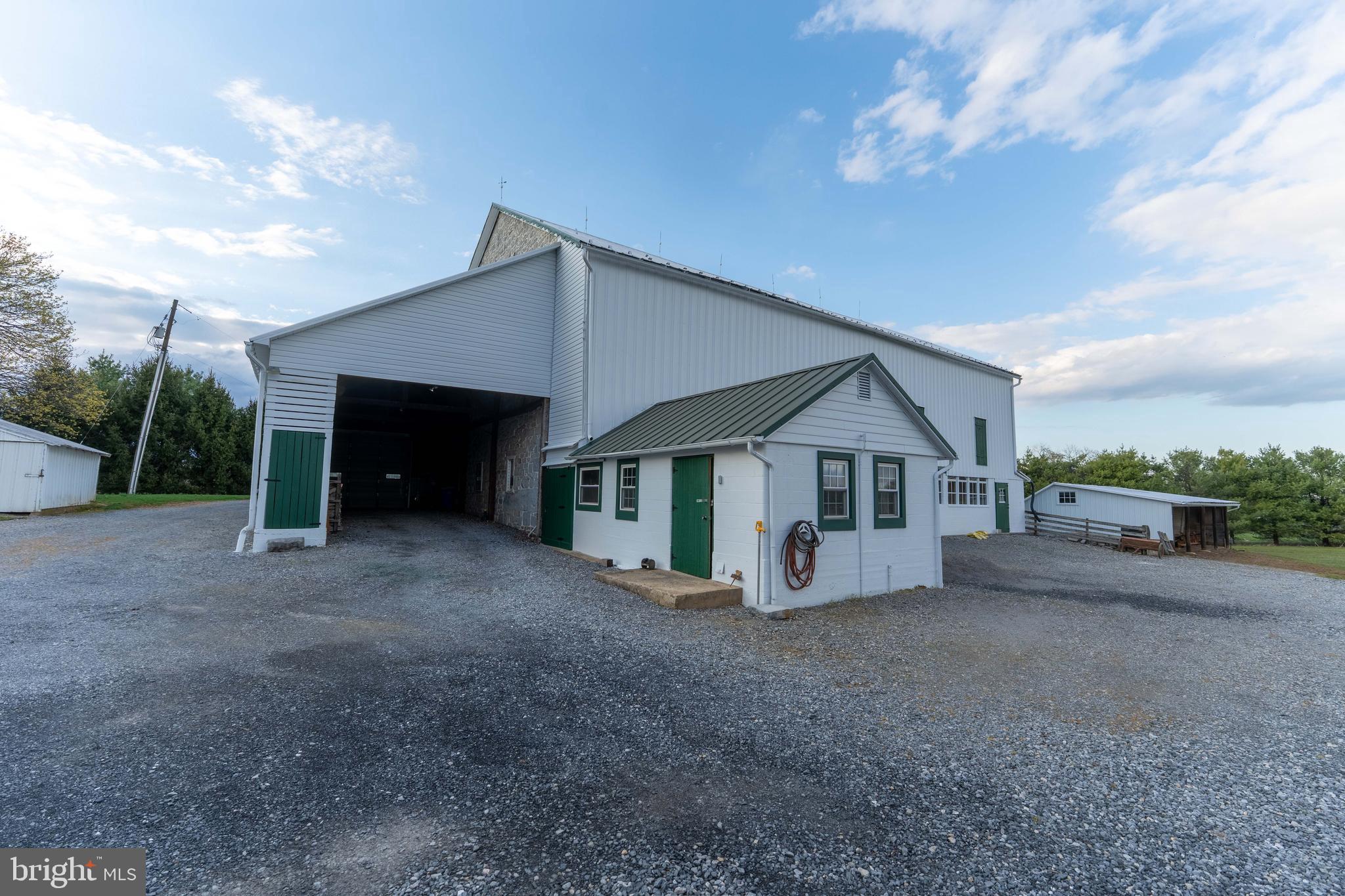 SILVER SPRING TWP - Farm