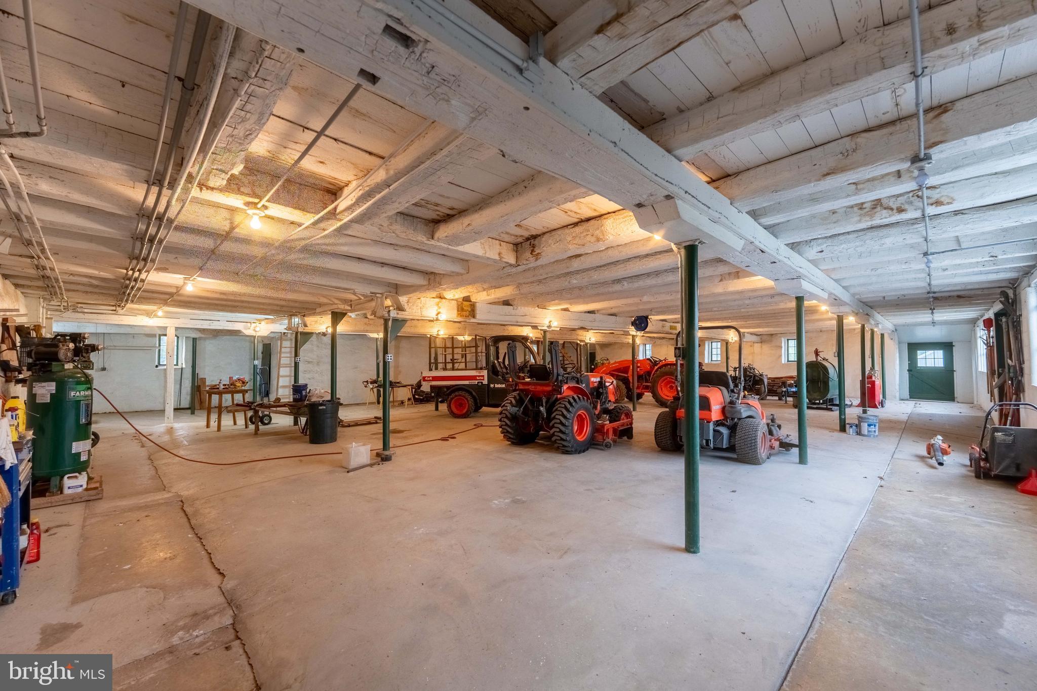 SILVER SPRING TWP - Farm