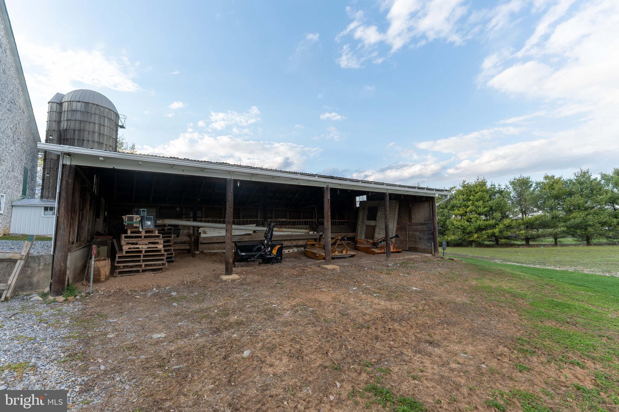 SILVER SPRING TWP - Farm