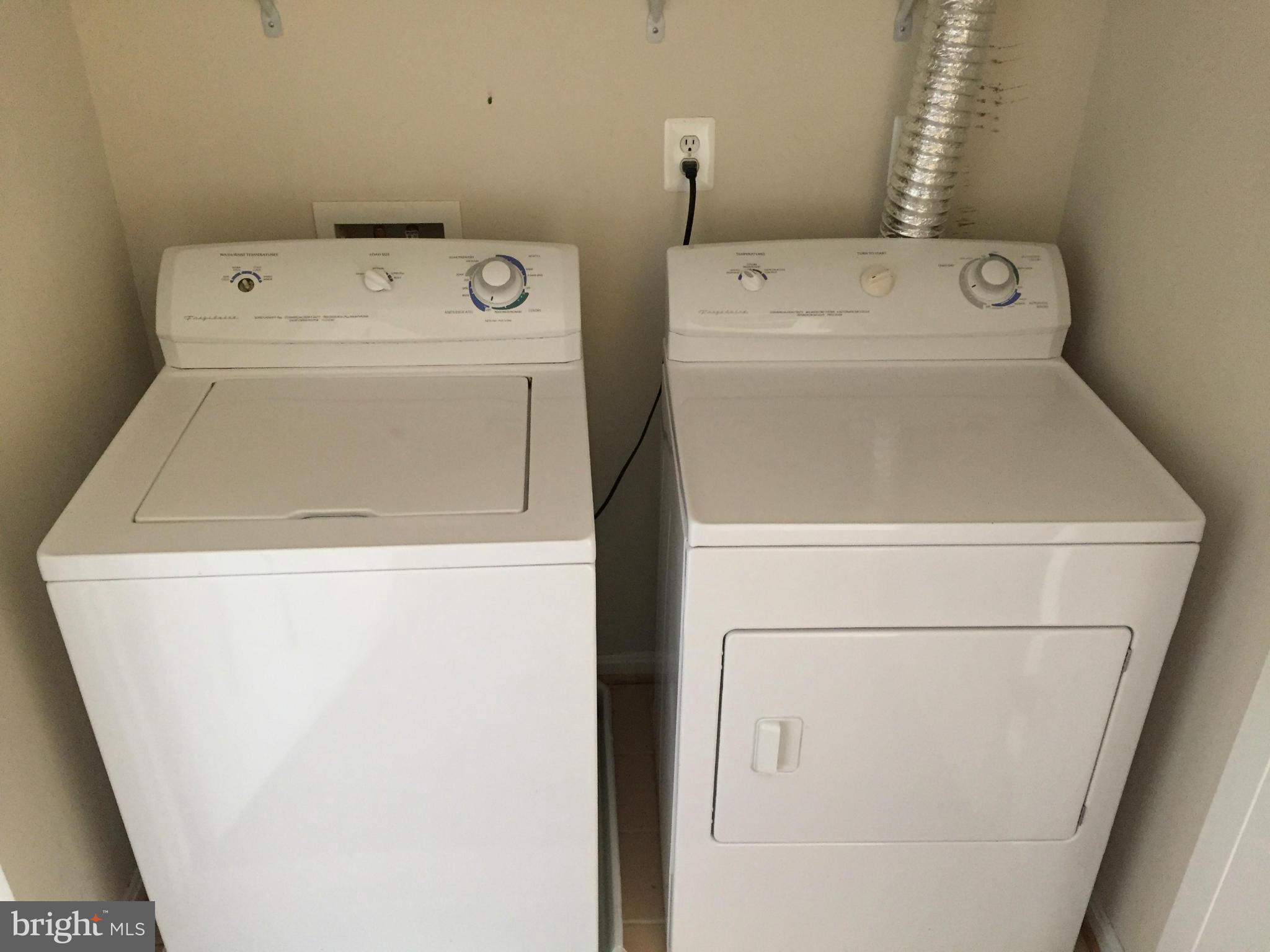 INDEPENDENCE - Residential Lease