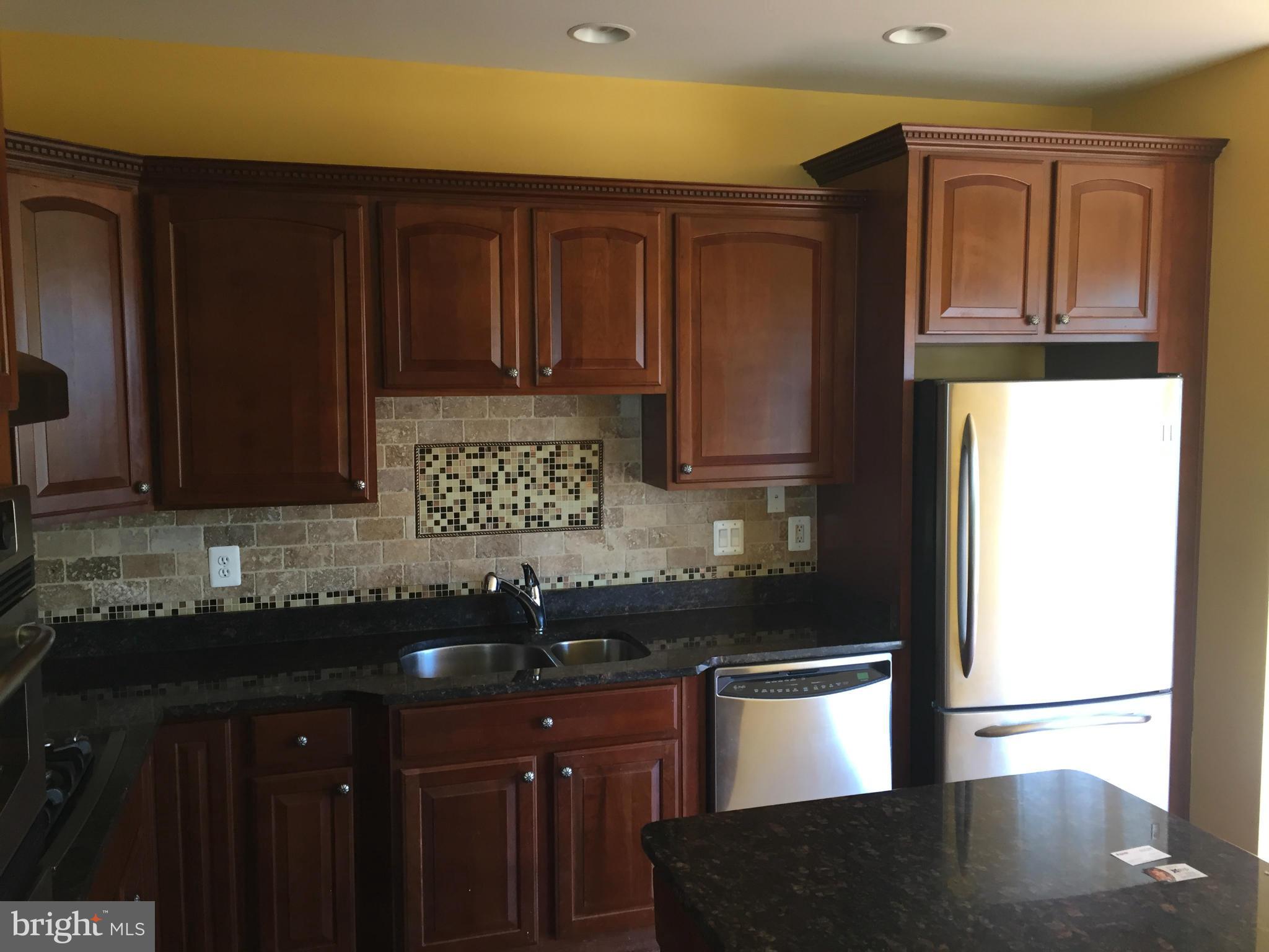 INDEPENDENCE - Residential Lease