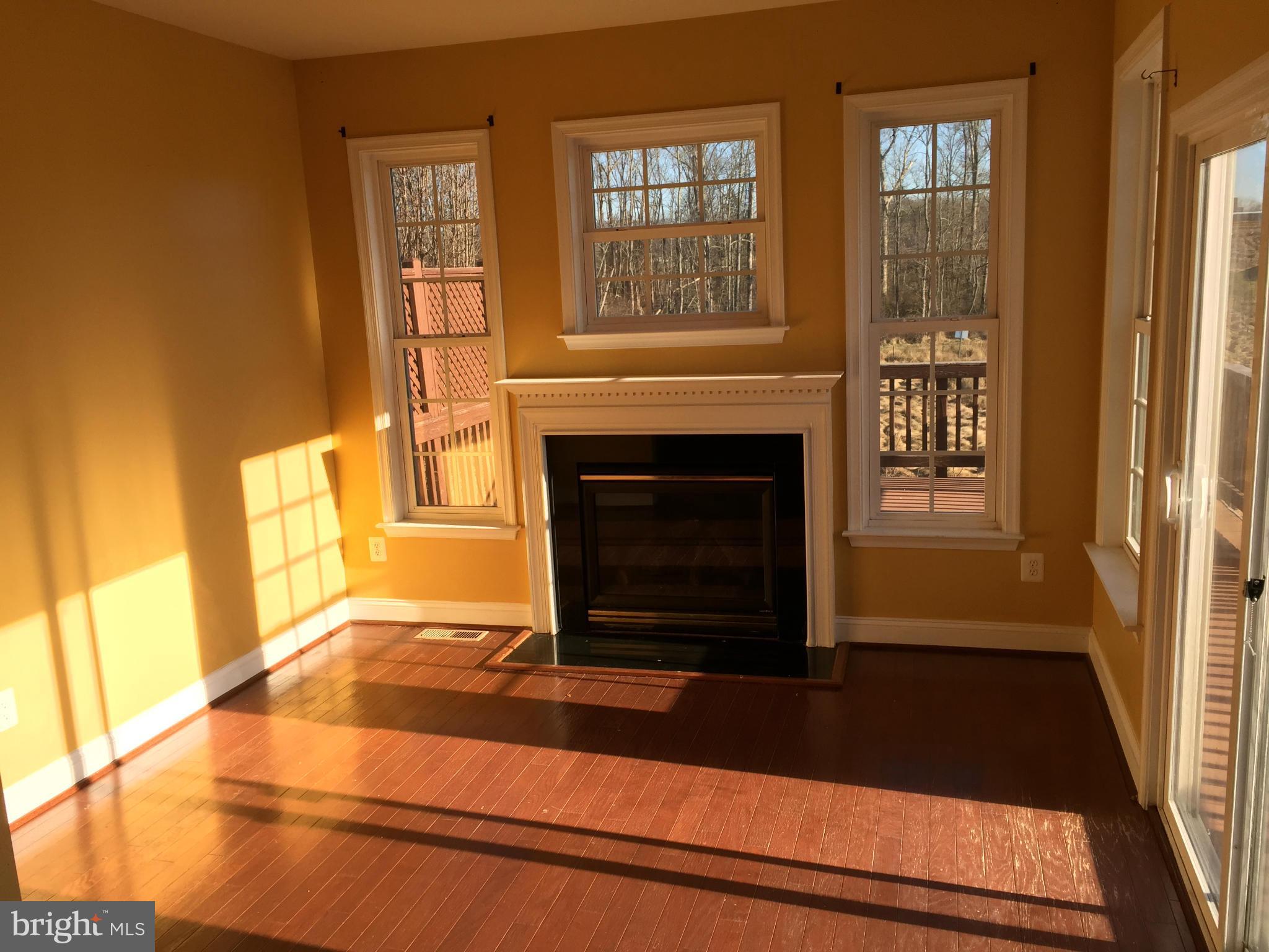 INDEPENDENCE - Residential Lease