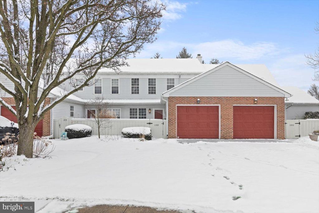 Photo of 103 Spring Ridge Court, Lancaster, PA 17601 (MLS # PALA2045712)