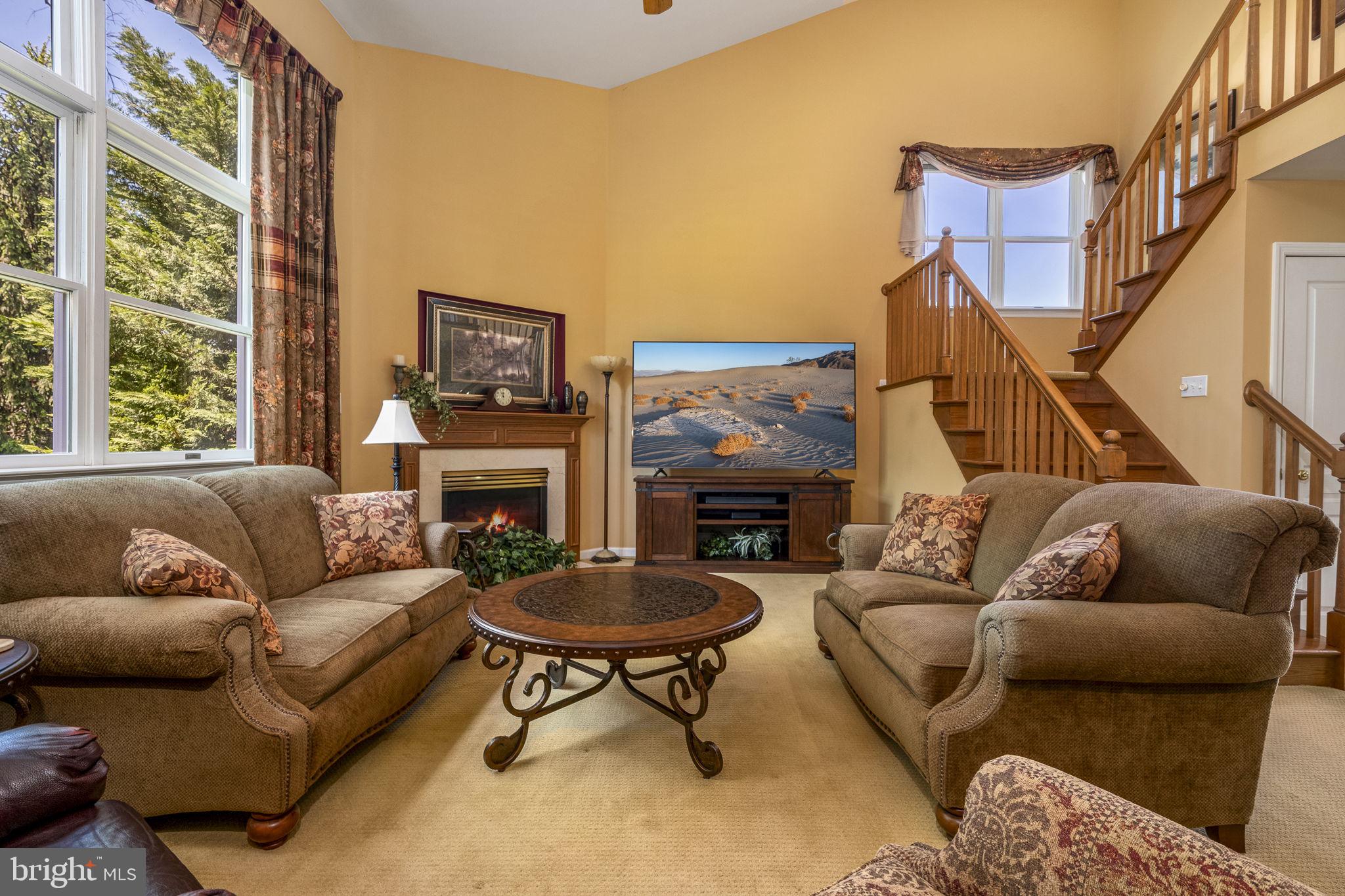 2909 COTSWOLD ROAD