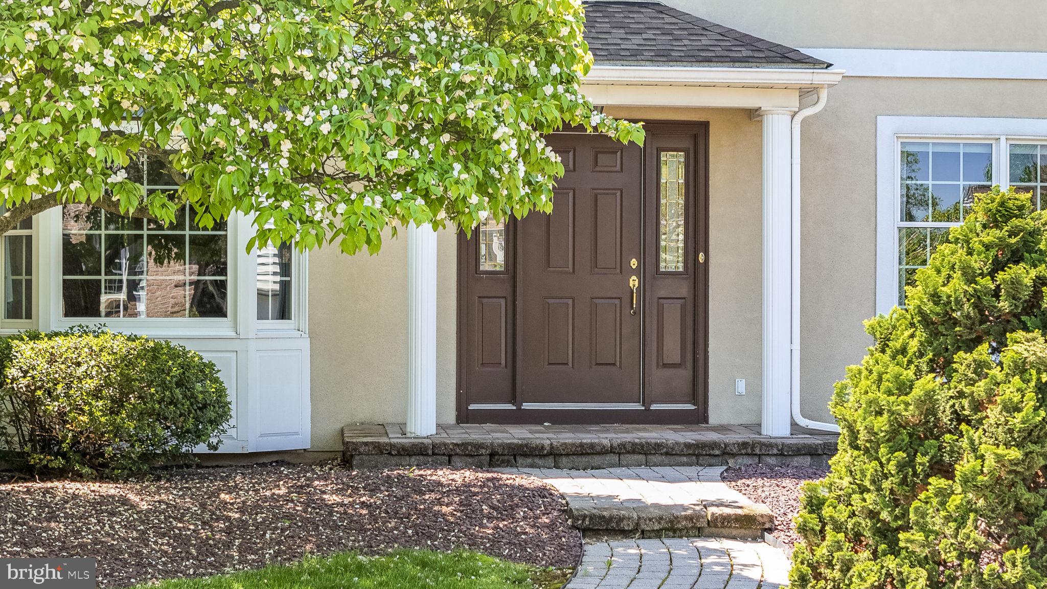 2909 COTSWOLD ROAD