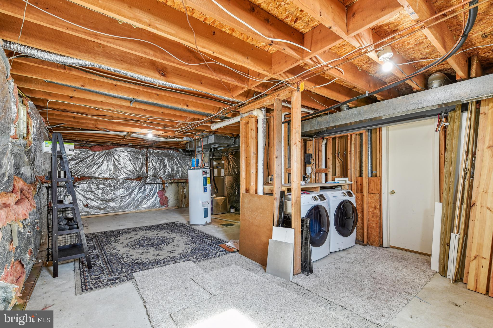 PERRY HALL - Residential