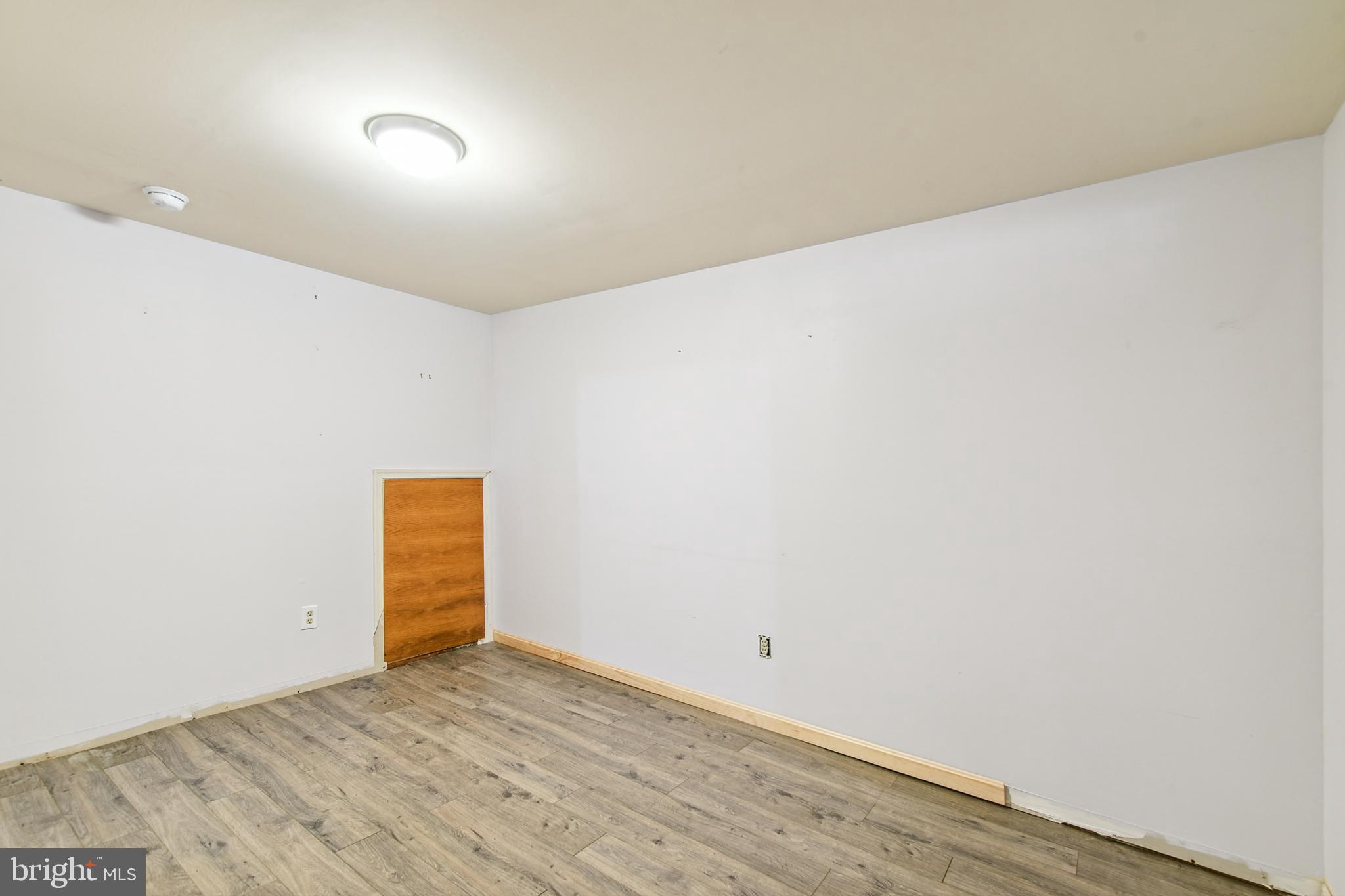 PERRY HALL - Residential