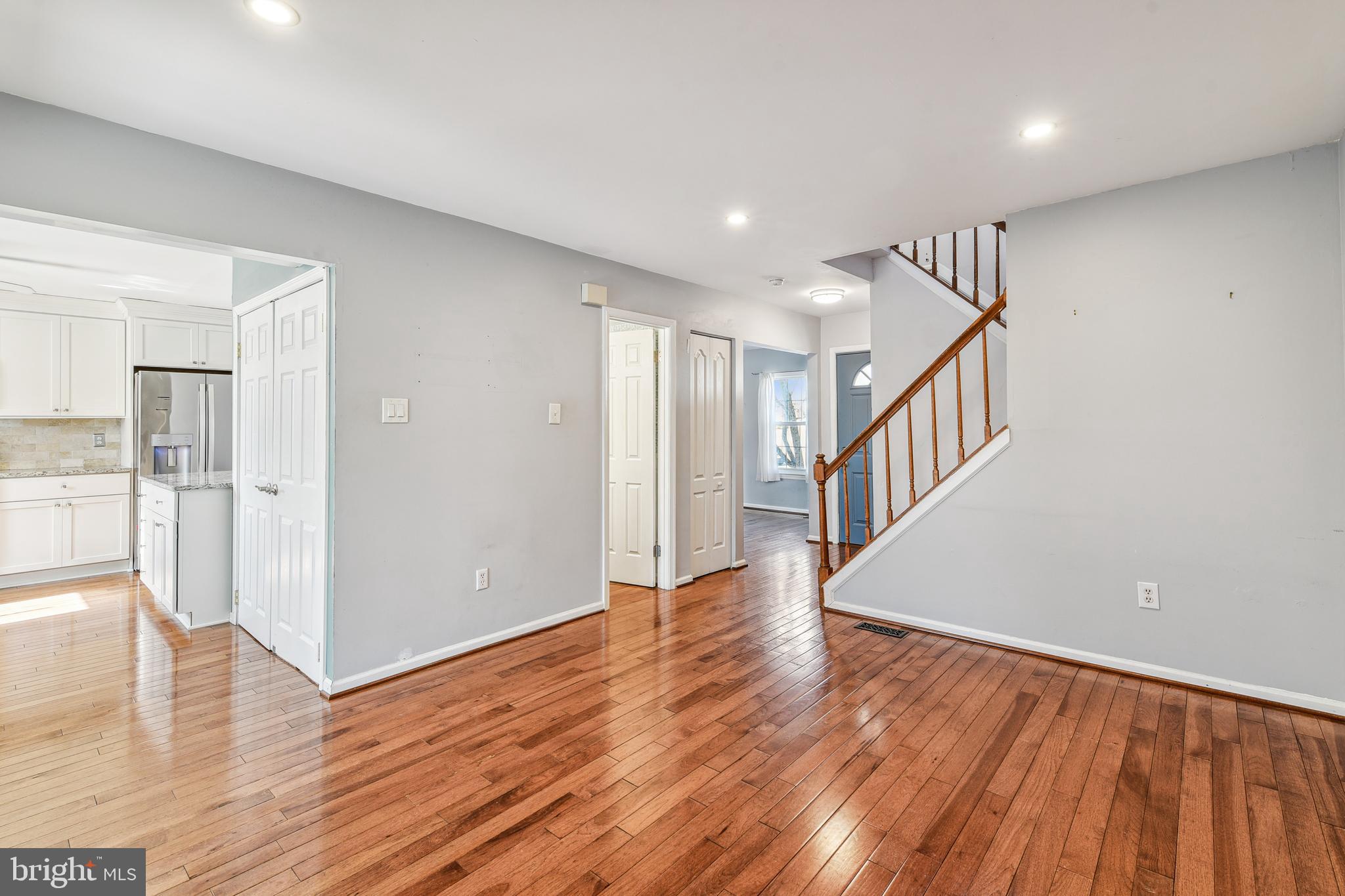 PERRY HALL - Residential