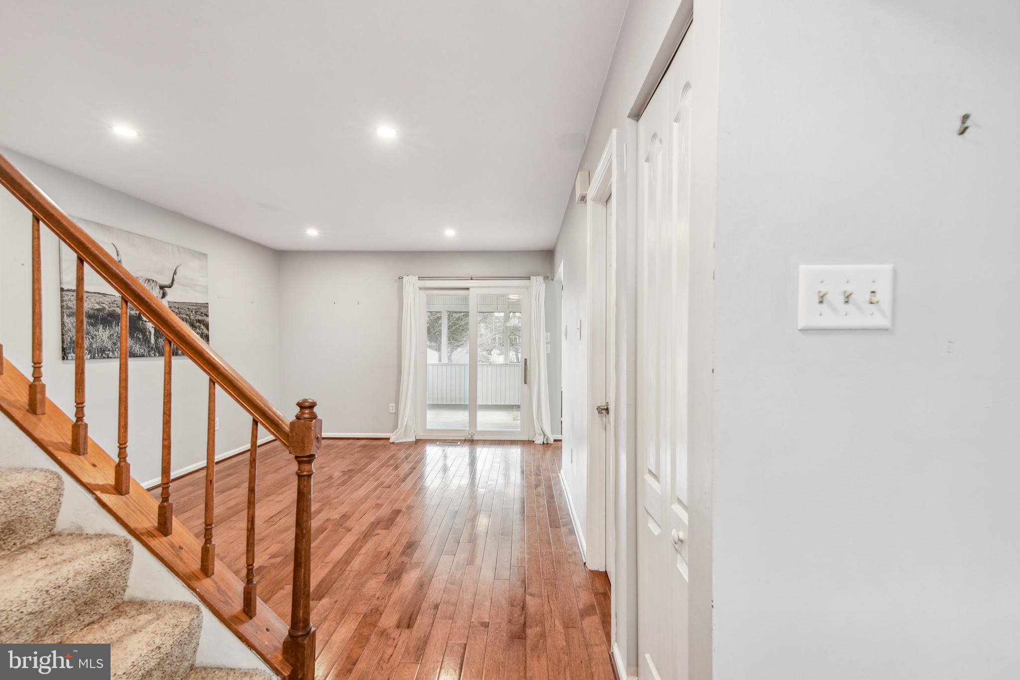 PERRY HALL - Residential