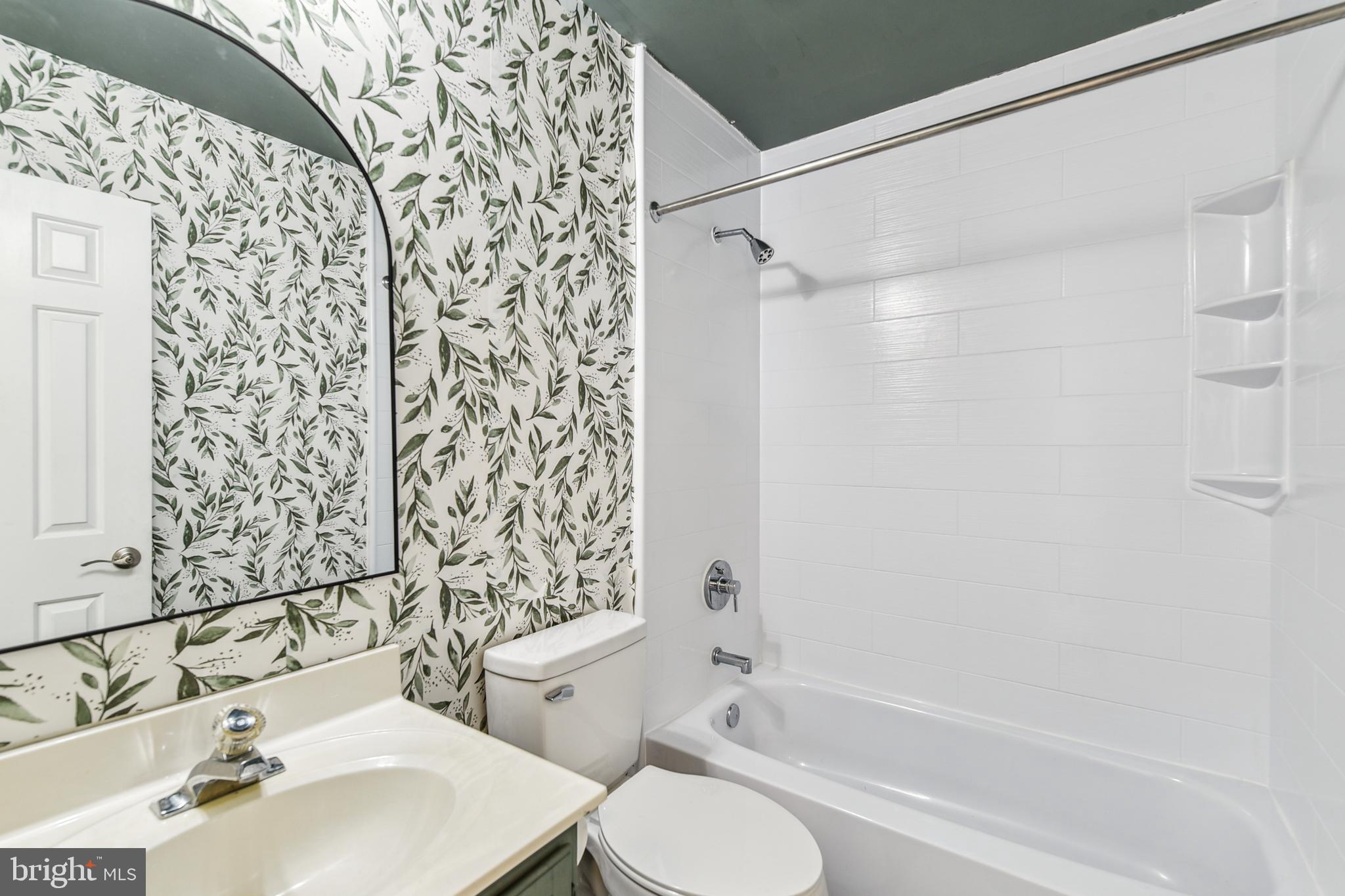 PERRY HALL - Residential