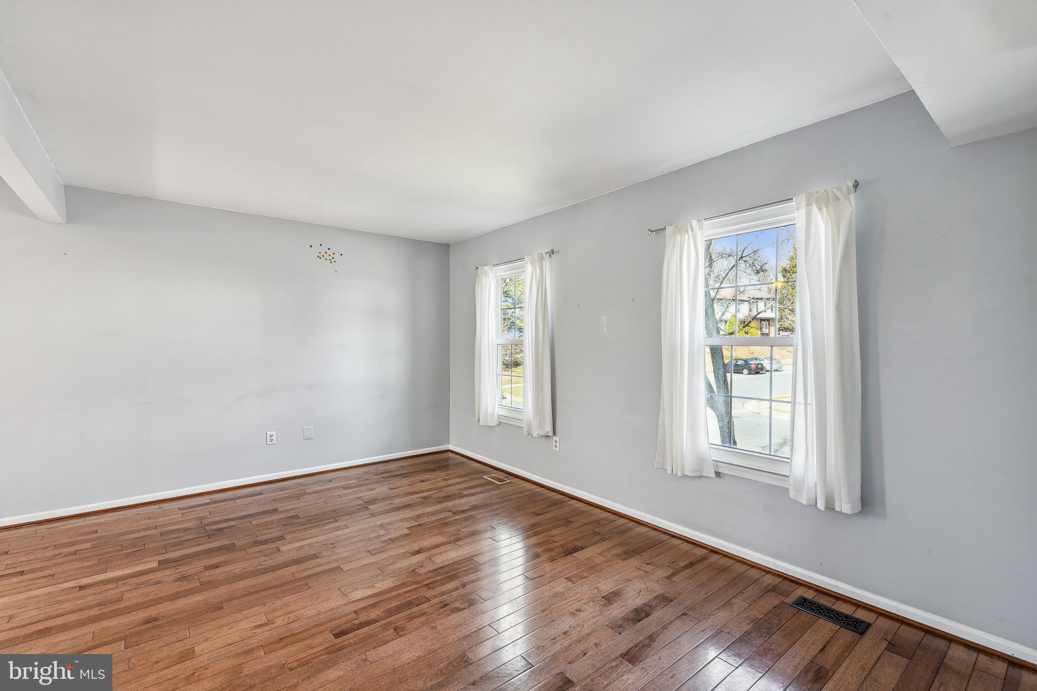 PERRY HALL - Residential