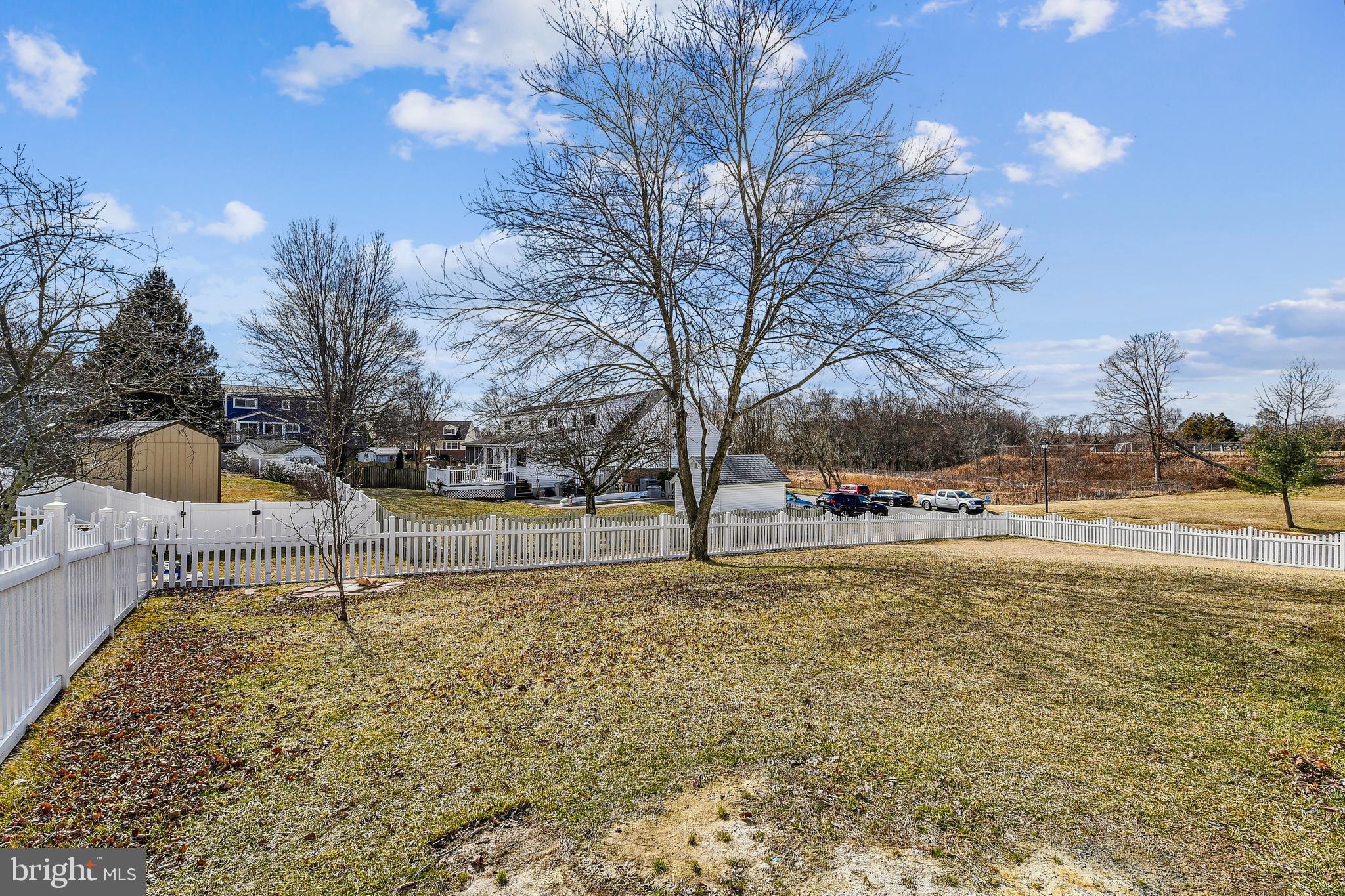 PERRY HALL - Residential