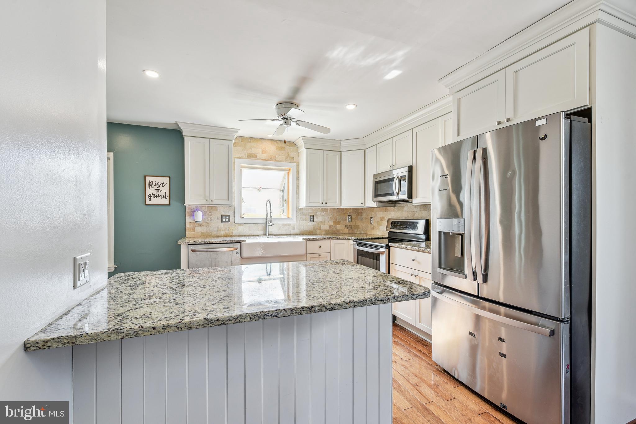 PERRY HALL - Residential