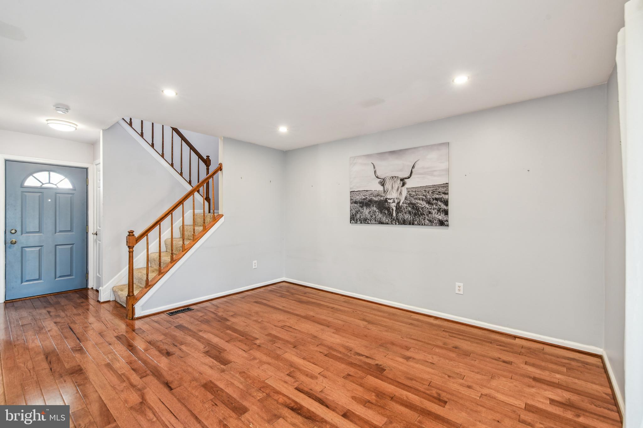 PERRY HALL - Residential