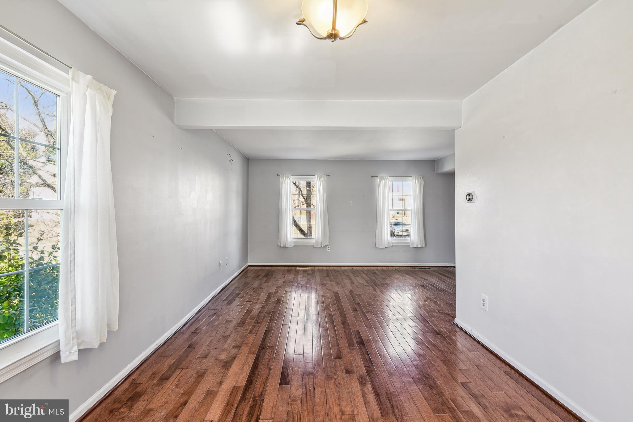 PERRY HALL - Residential