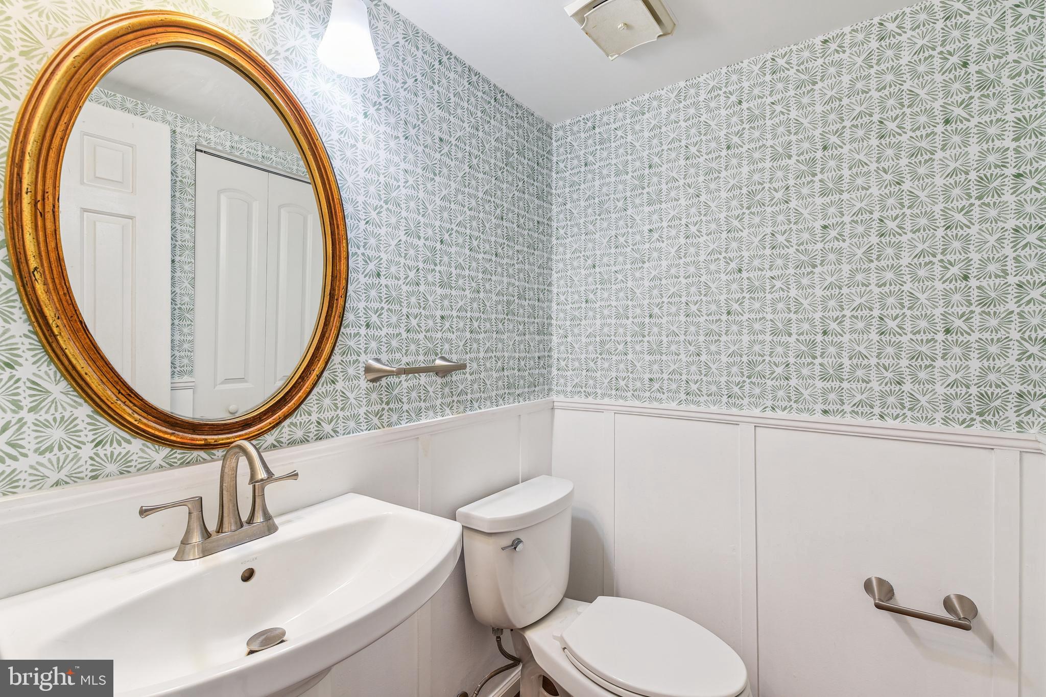 PERRY HALL - Residential