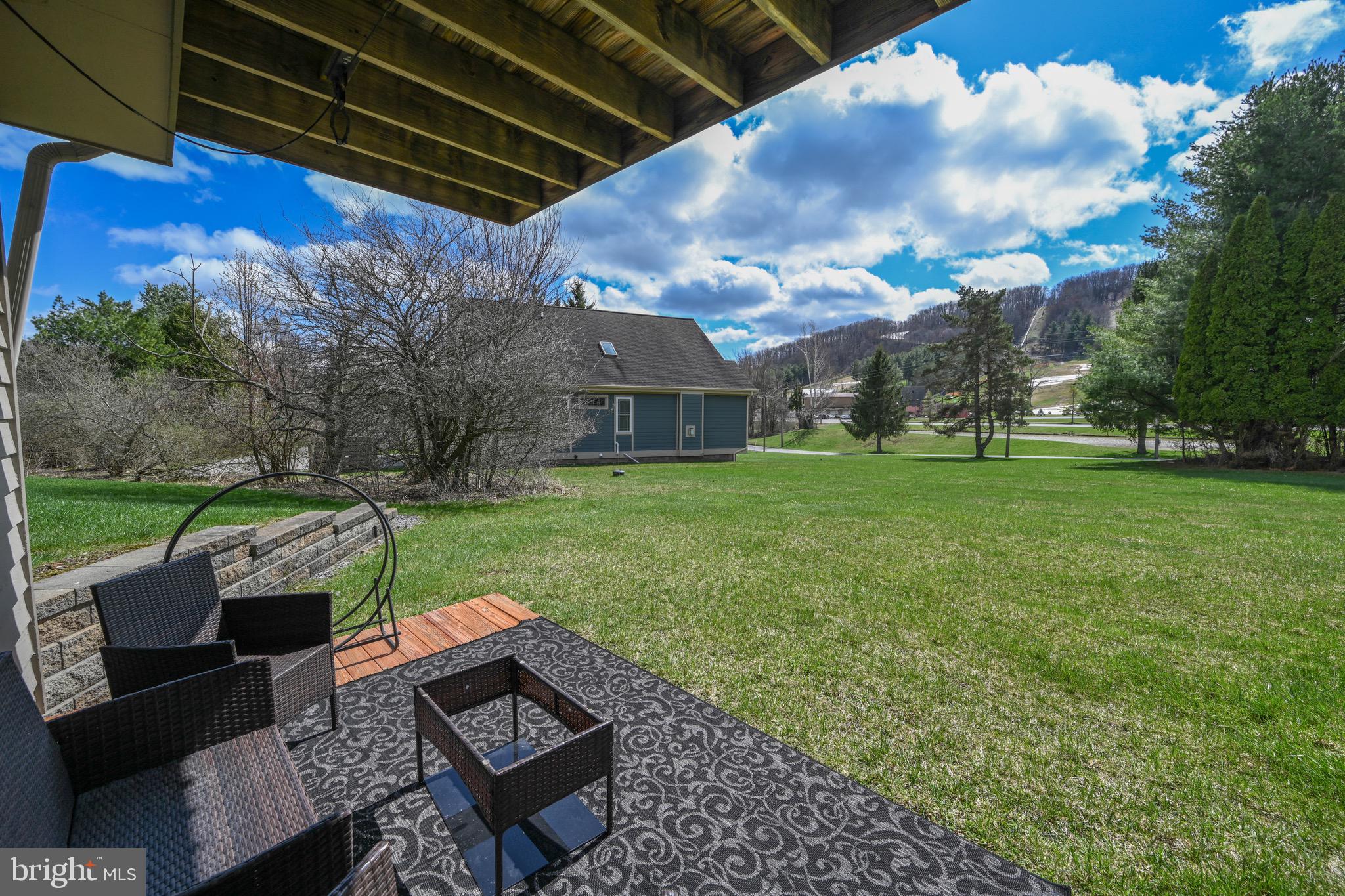 DEEP CREEK VILLAGE - Residential