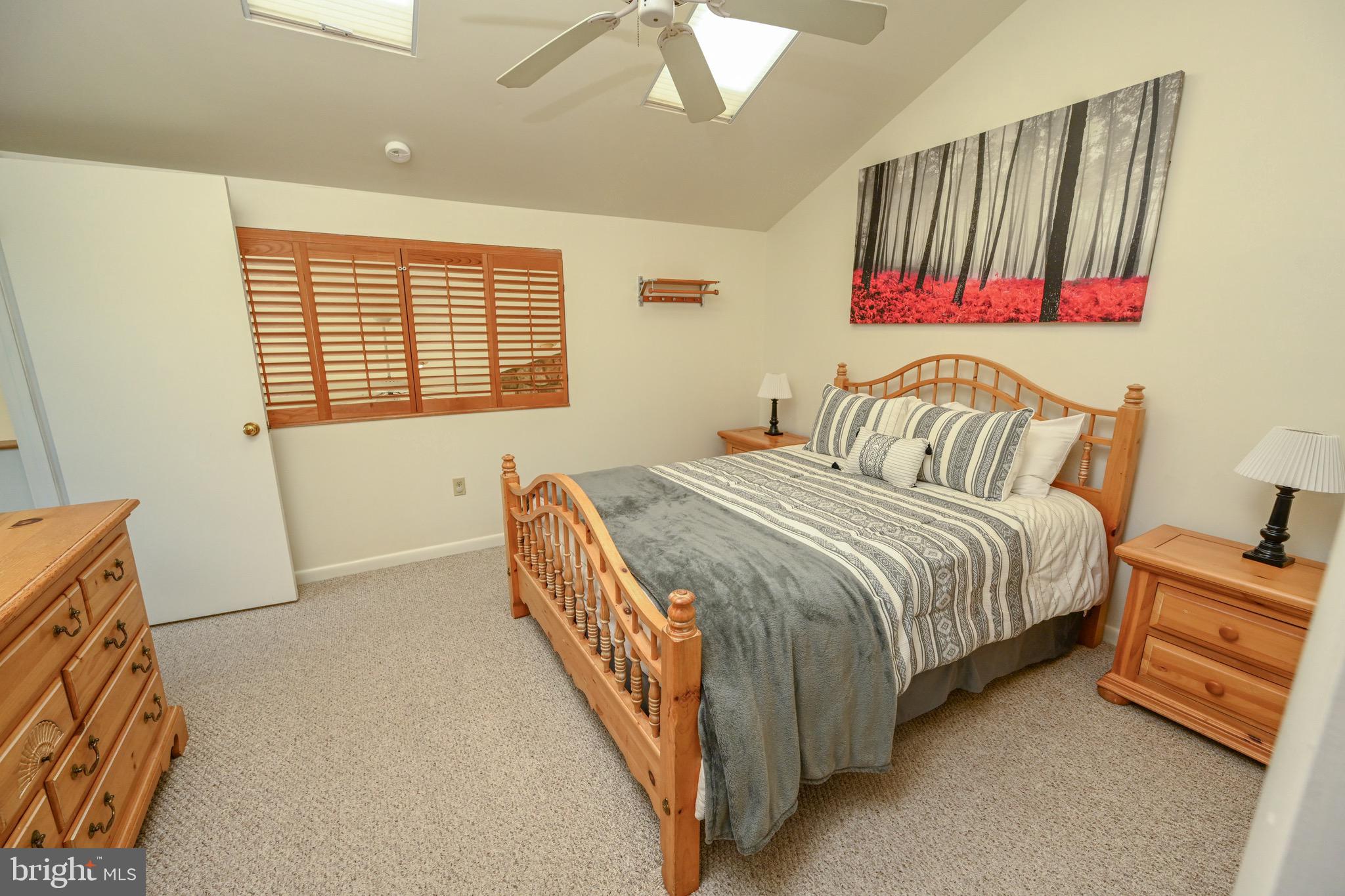 DEEP CREEK VILLAGE - Residential