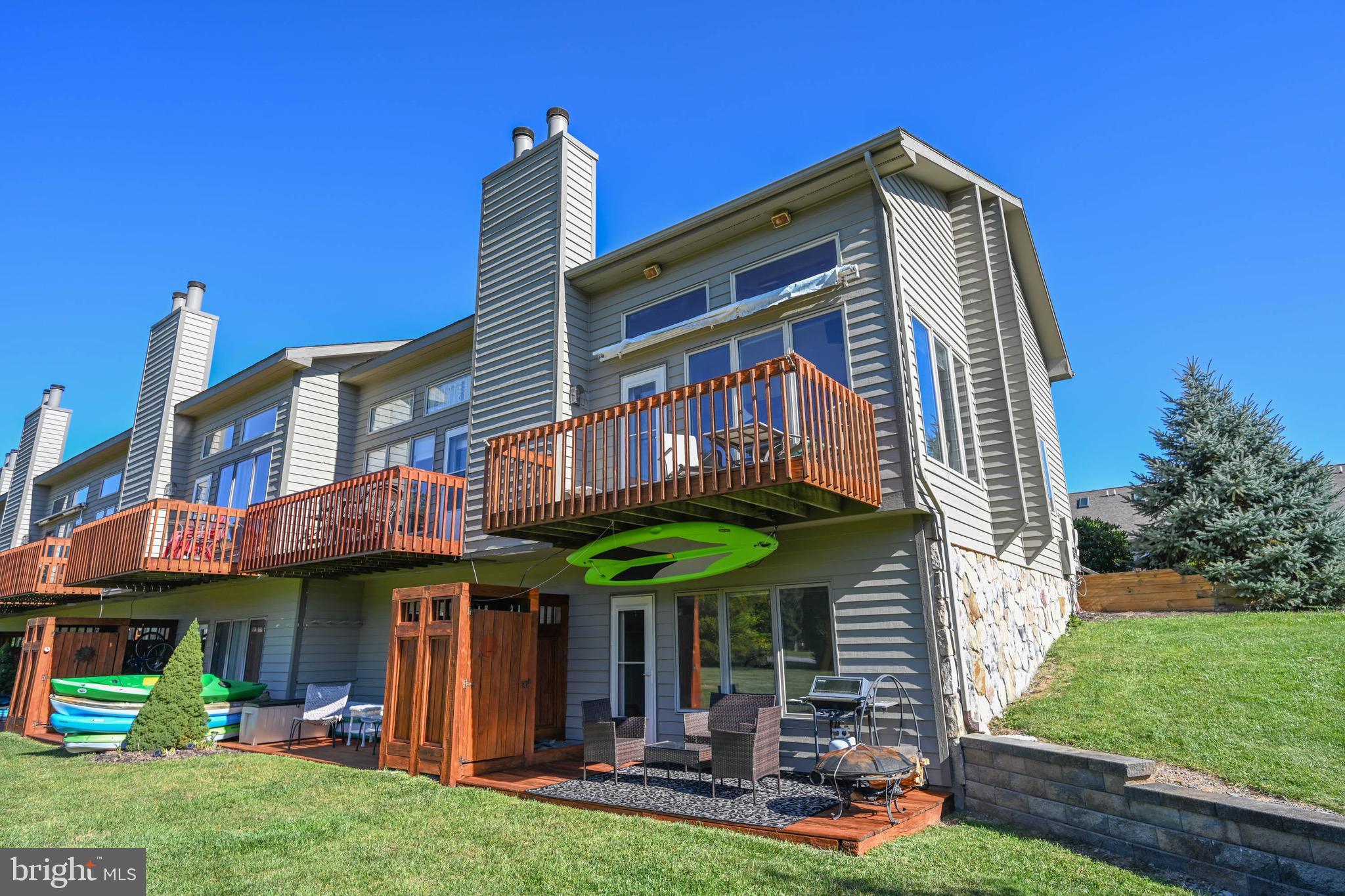 DEEP CREEK VILLAGE - Residential