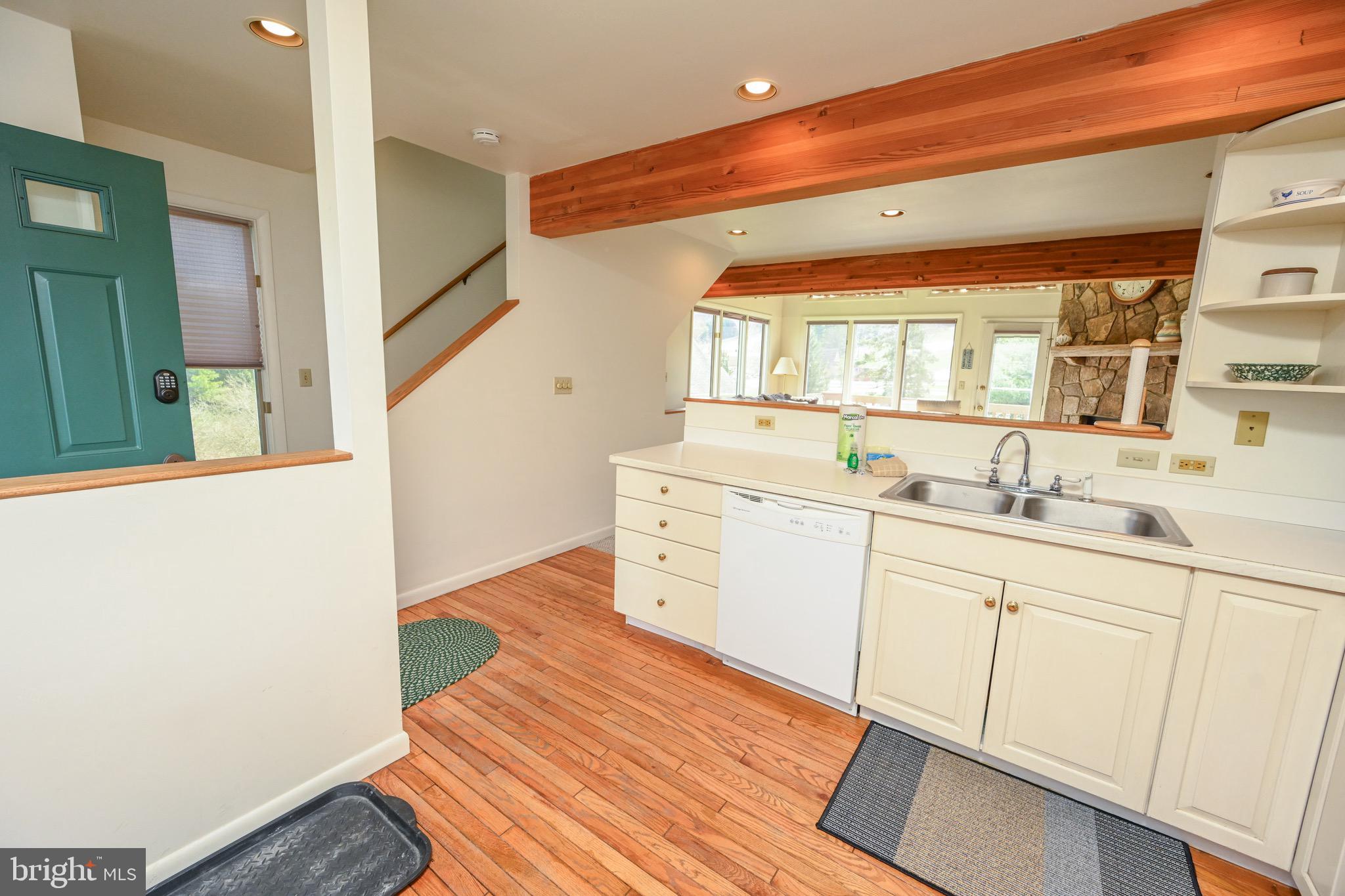 DEEP CREEK VILLAGE - Residential