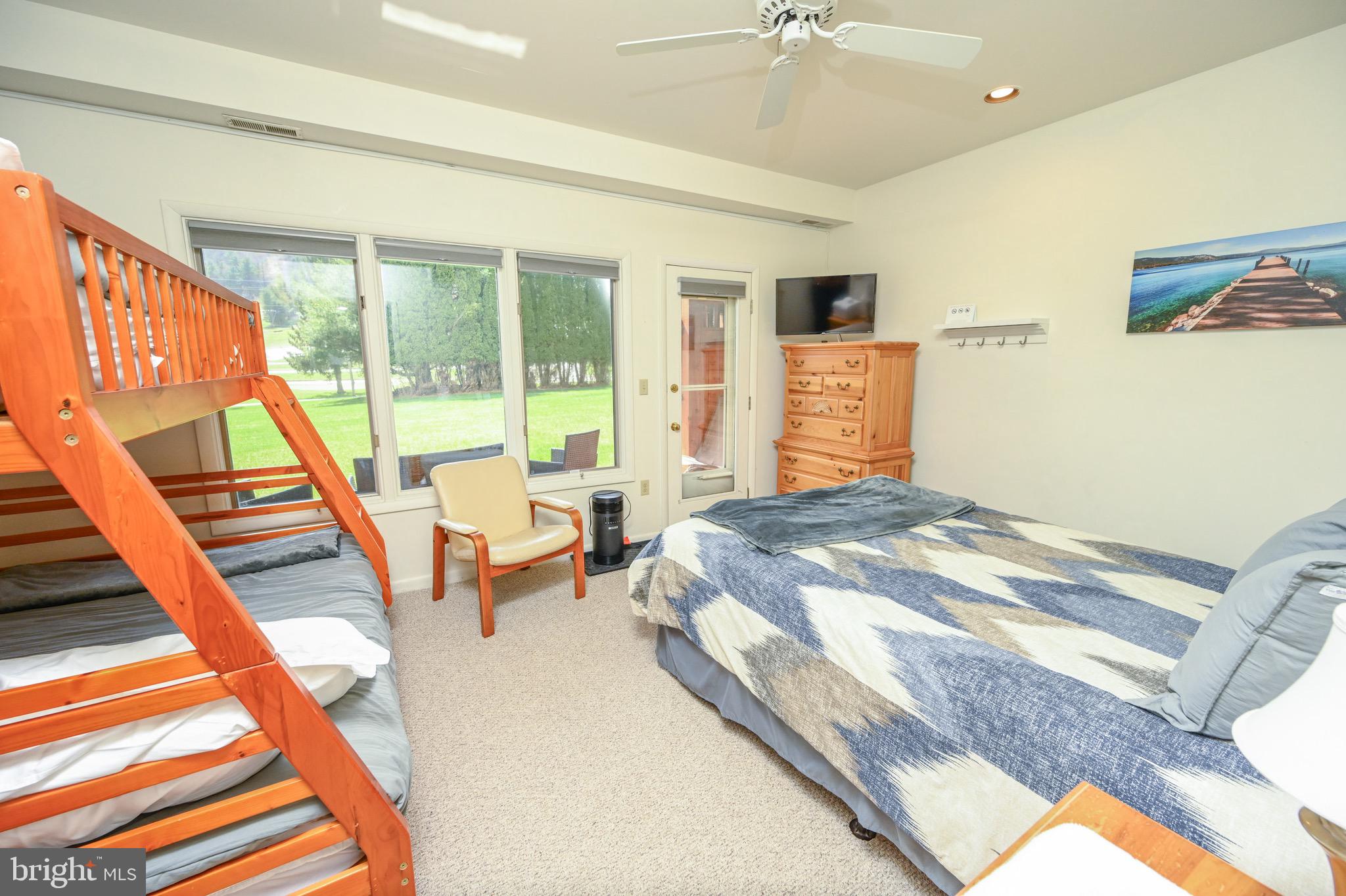 DEEP CREEK VILLAGE - Residential