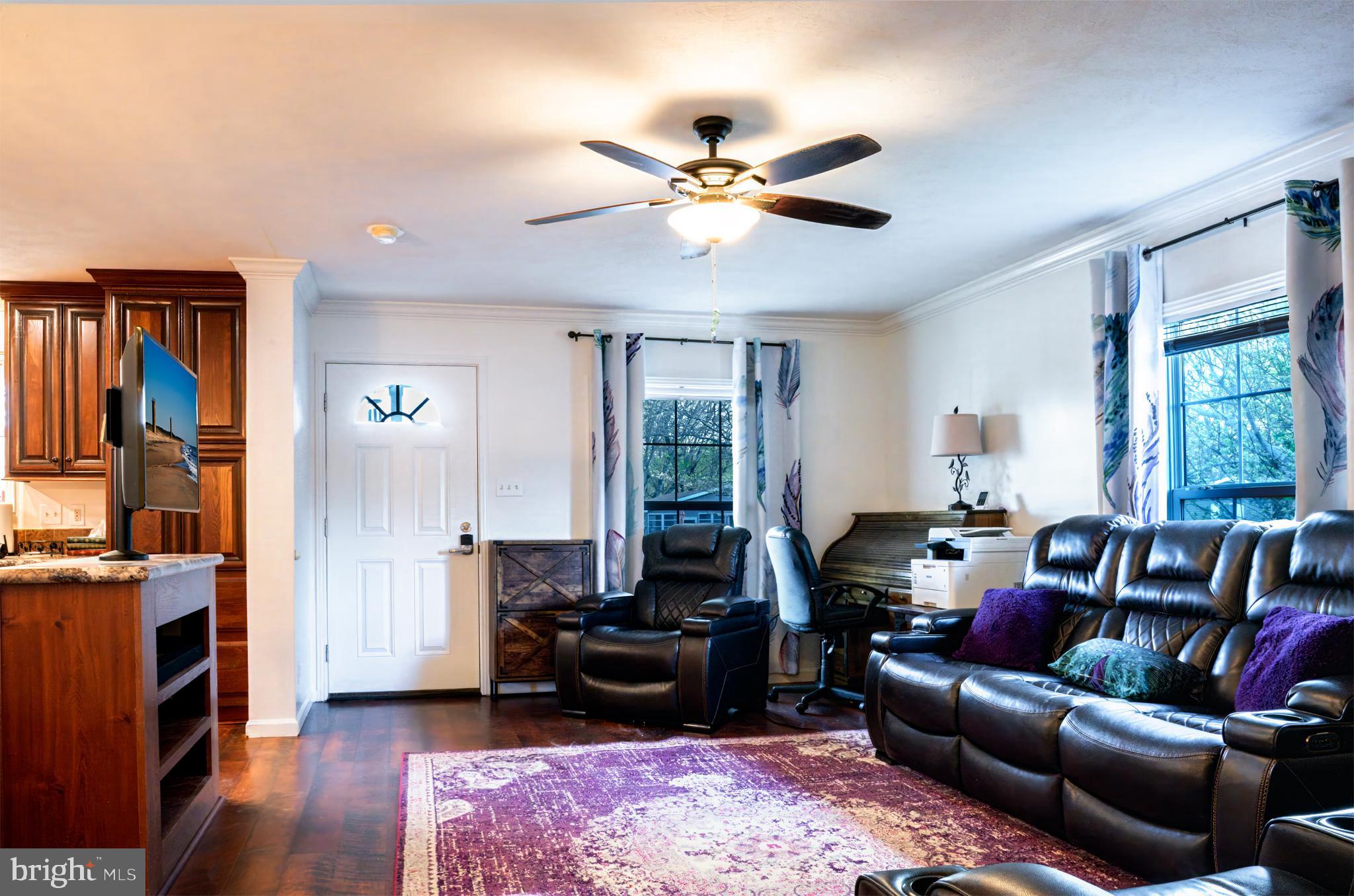 ANGOLA BEACH - Residential