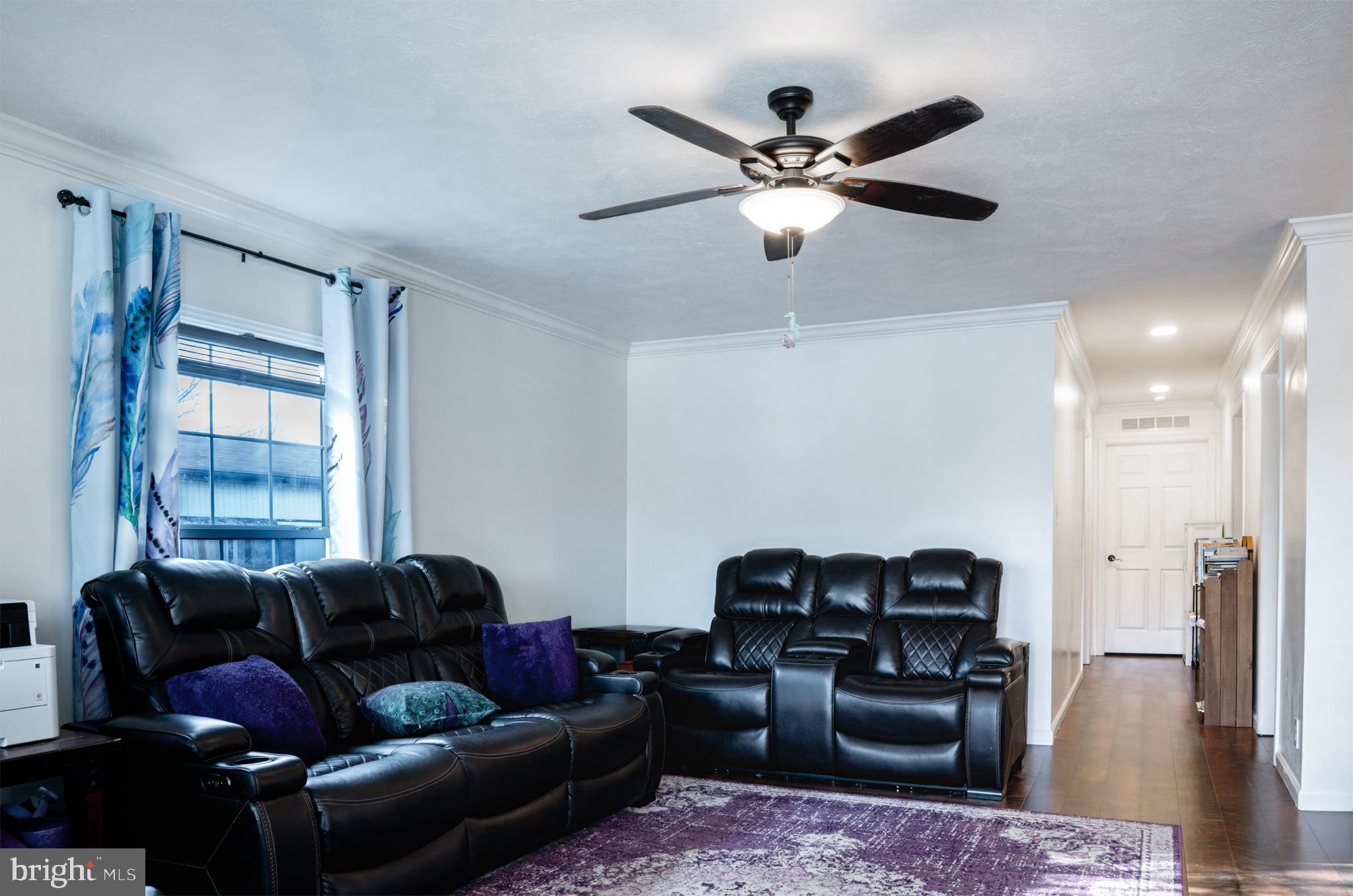 ANGOLA BEACH - Residential