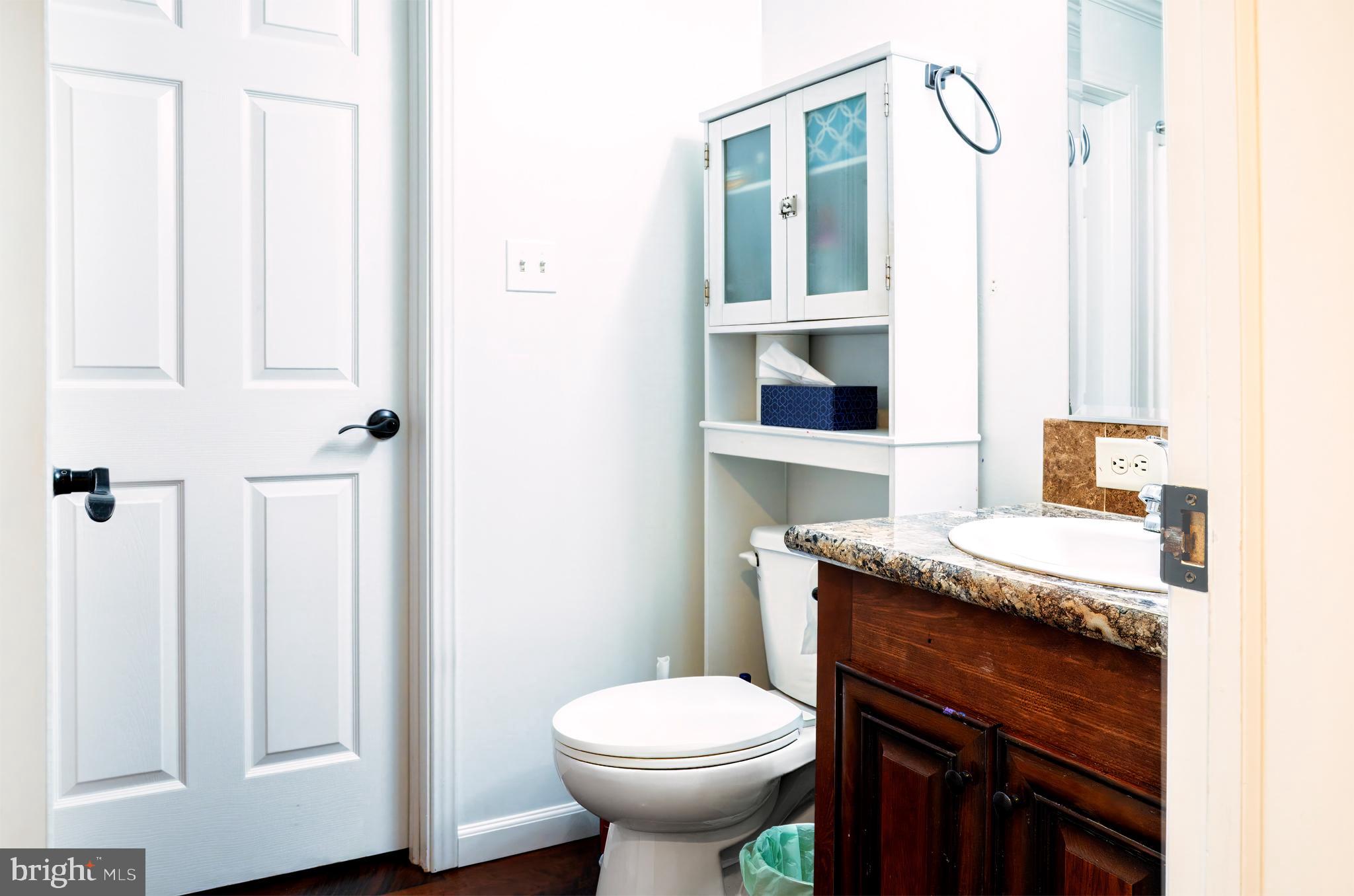 ANGOLA BEACH - Residential