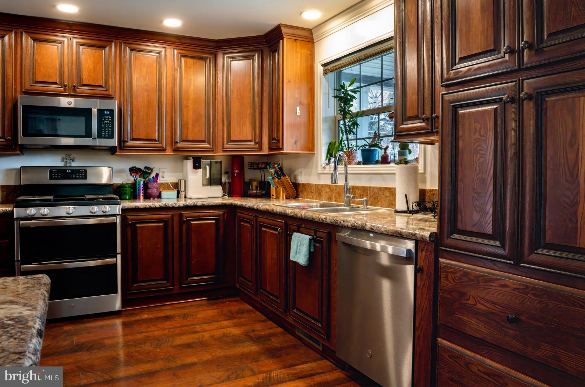 33533 BUTTERCUP STREET 55091