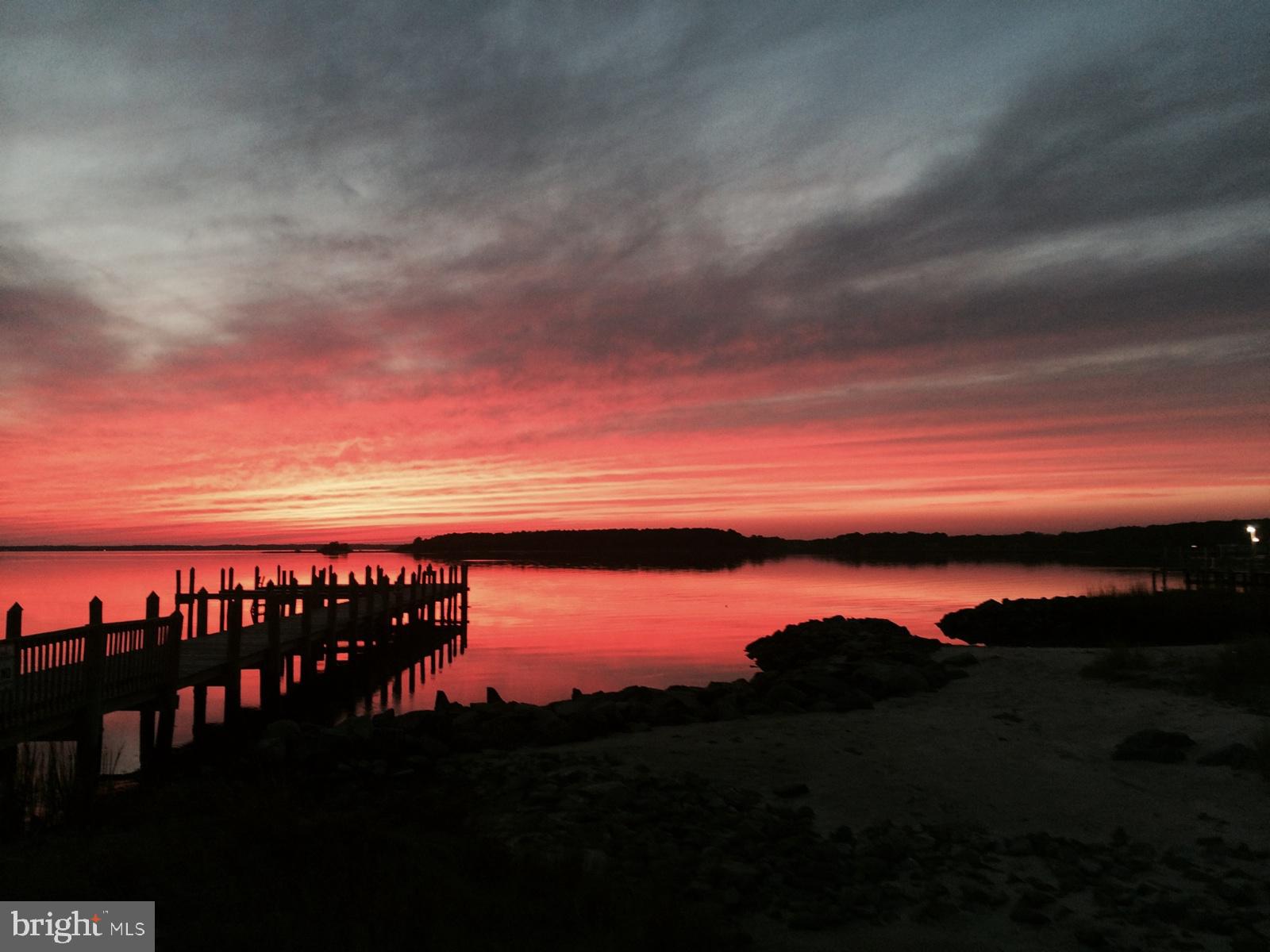 OYSTER HOUSE VILLAGE - Residential