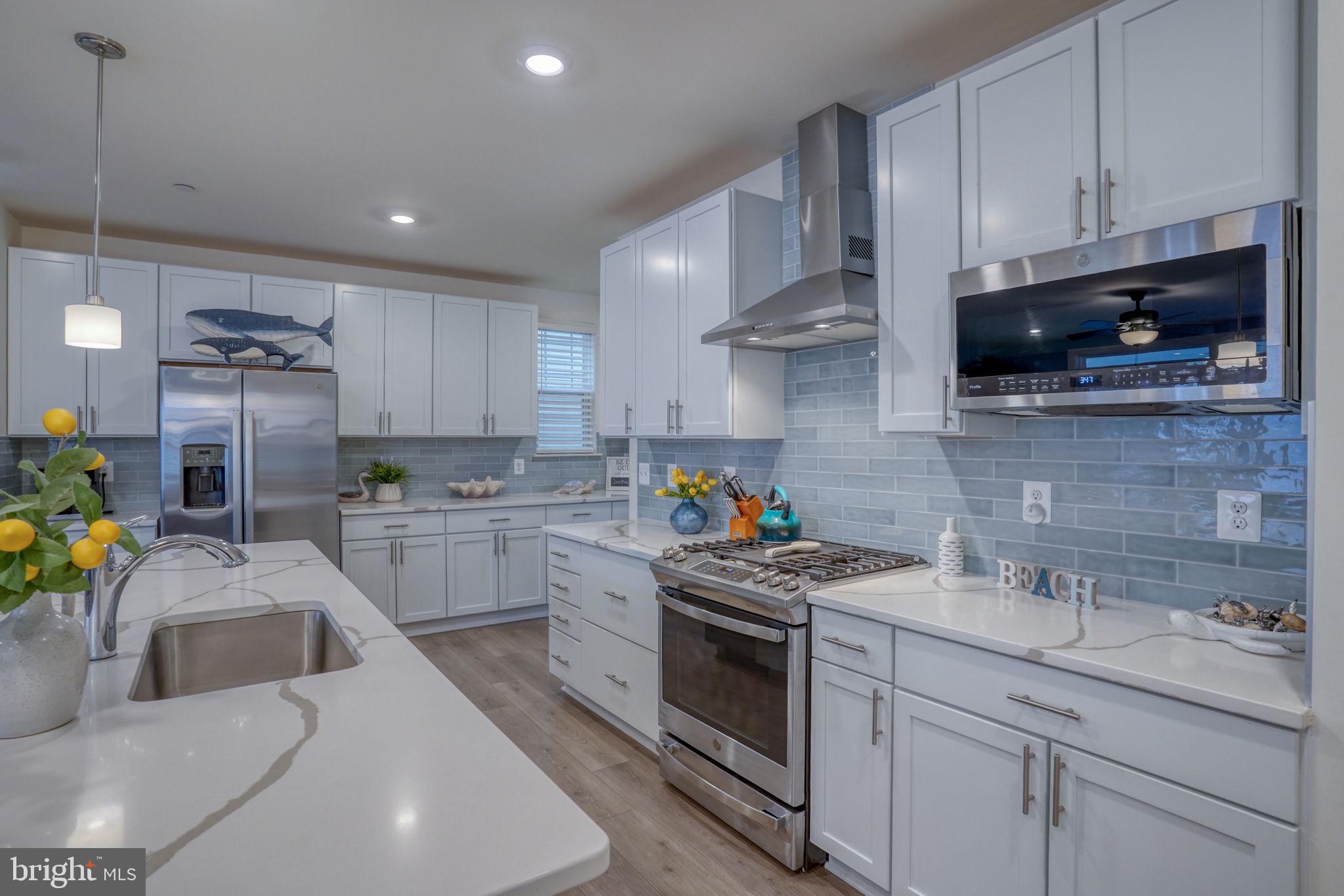 OYSTER HOUSE VILLAGE - Residential