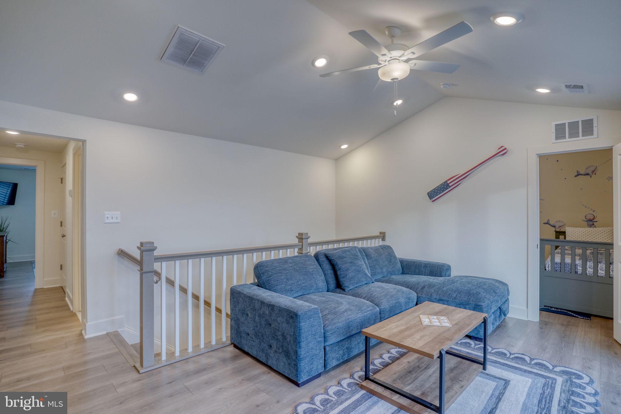 OYSTER HOUSE VILLAGE - Residential