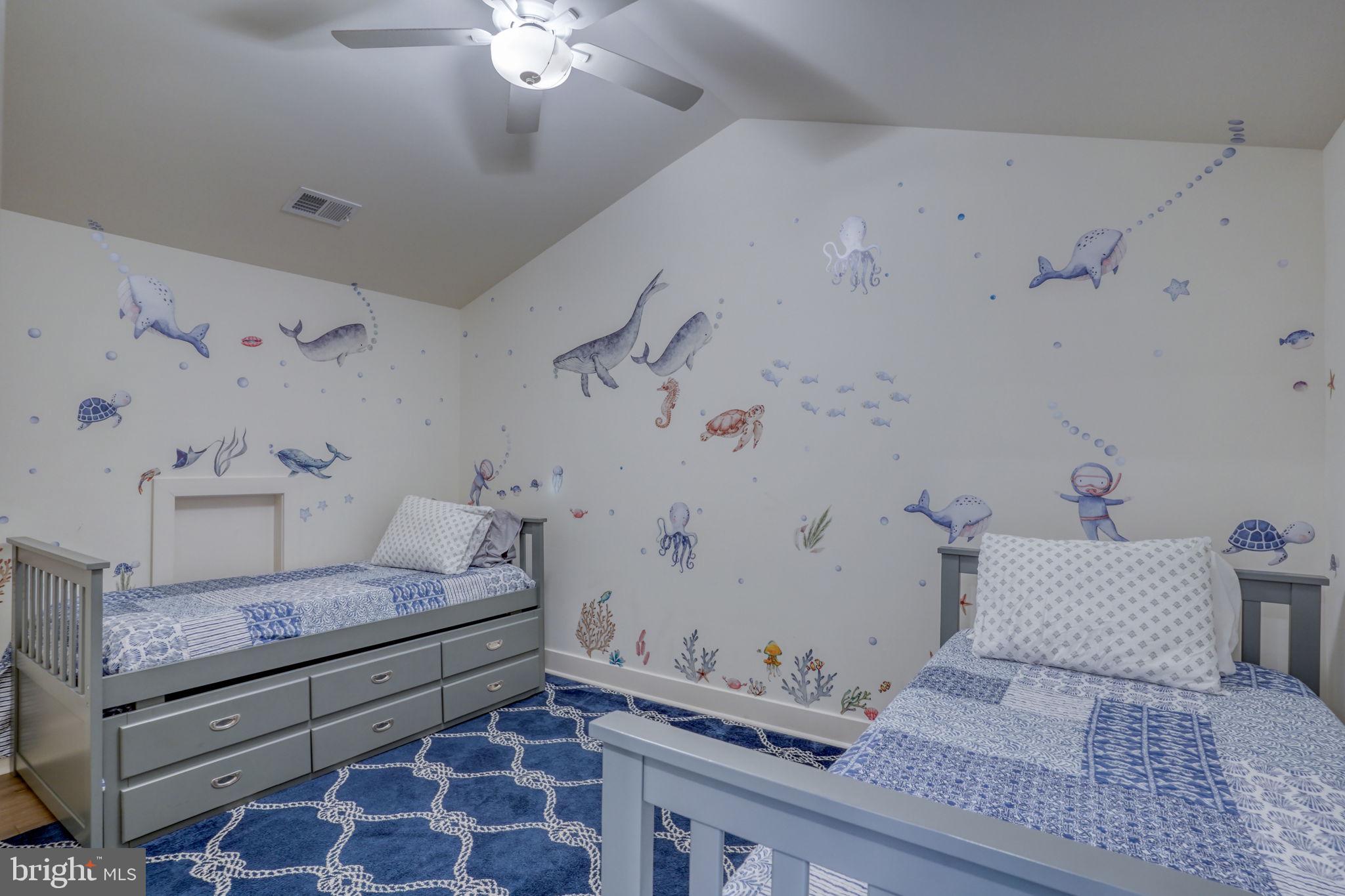 OYSTER HOUSE VILLAGE - Residential